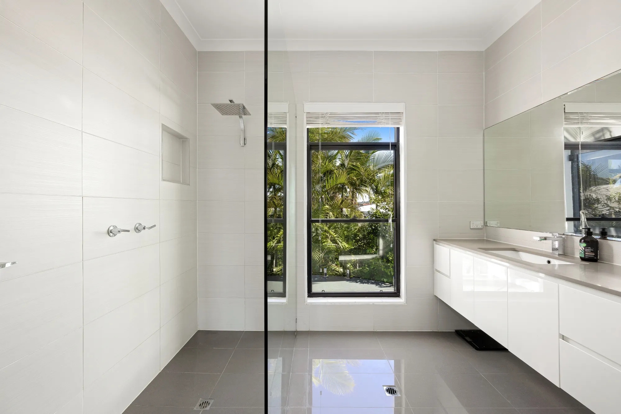 5-bedroom house at 2 Mooloolah Island, Minyama, QLD 4575, Sunshine Coast, Queensland