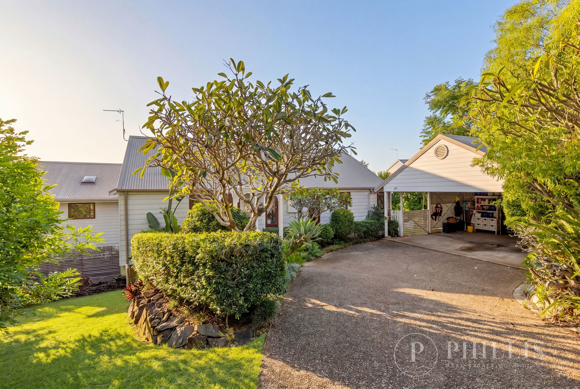 4-bedroom house at 16 AMETHYST COURT, Carrara QLD 4211, Gold Coast, Queensland