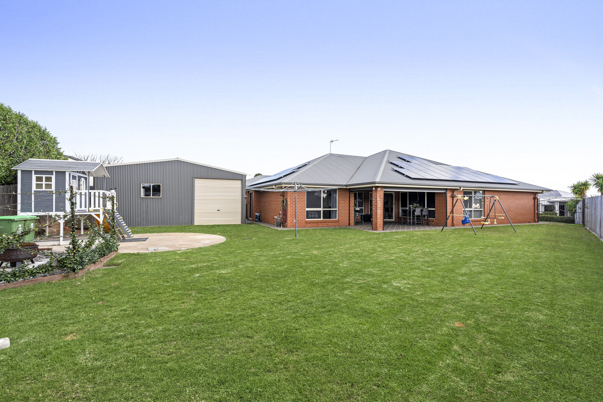 5-bedroom house at 28 Trevean Drive, Kleinton, QLD 4352, Toowoomba, Queensland