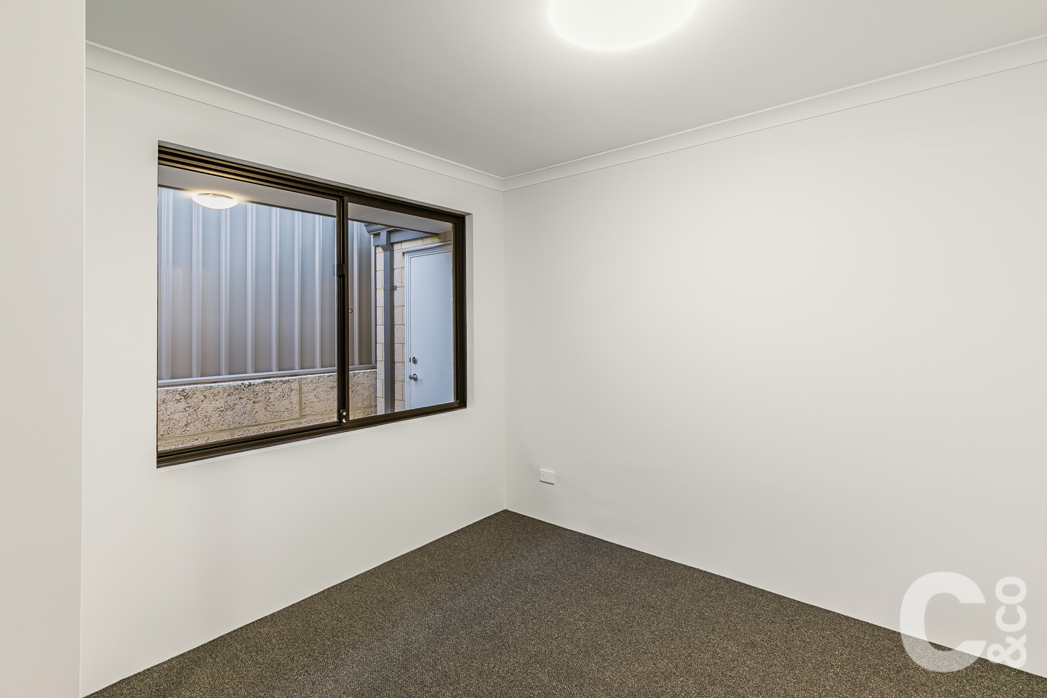 46 Pickering Avenue, Parmelia, WA 6167 - Image 8
