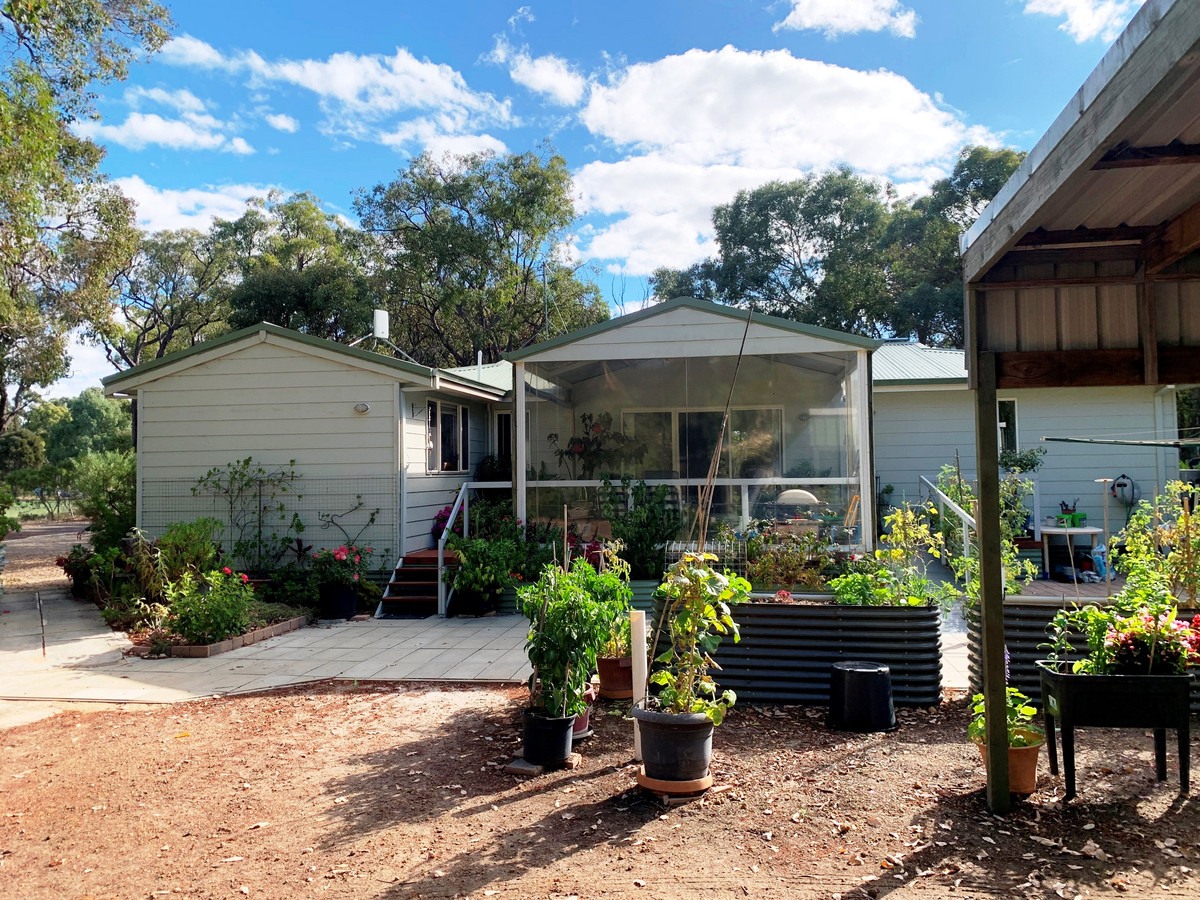 3-bedroom house at 2 First Avenue, Kendenup, Wa, 6323, Plantagenet, Western Australia