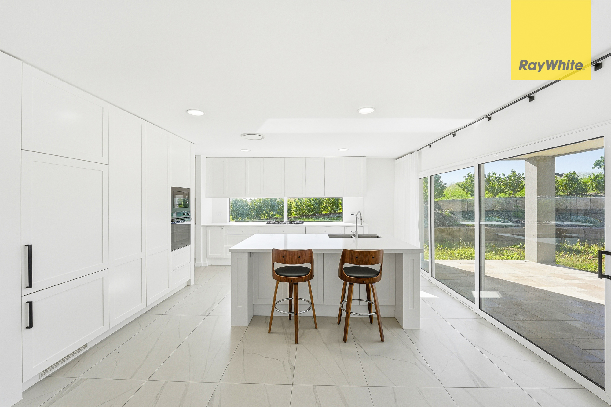 7-bedroom house at 18 FARMINGDALE COURT, Luddenham NSW 2745, Liverpool, New South Wales