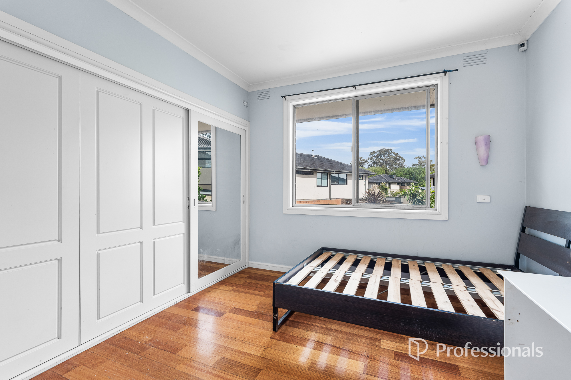 1&2/3 Vicki Court, Doncaster East, Vic, 3109 - Image 3