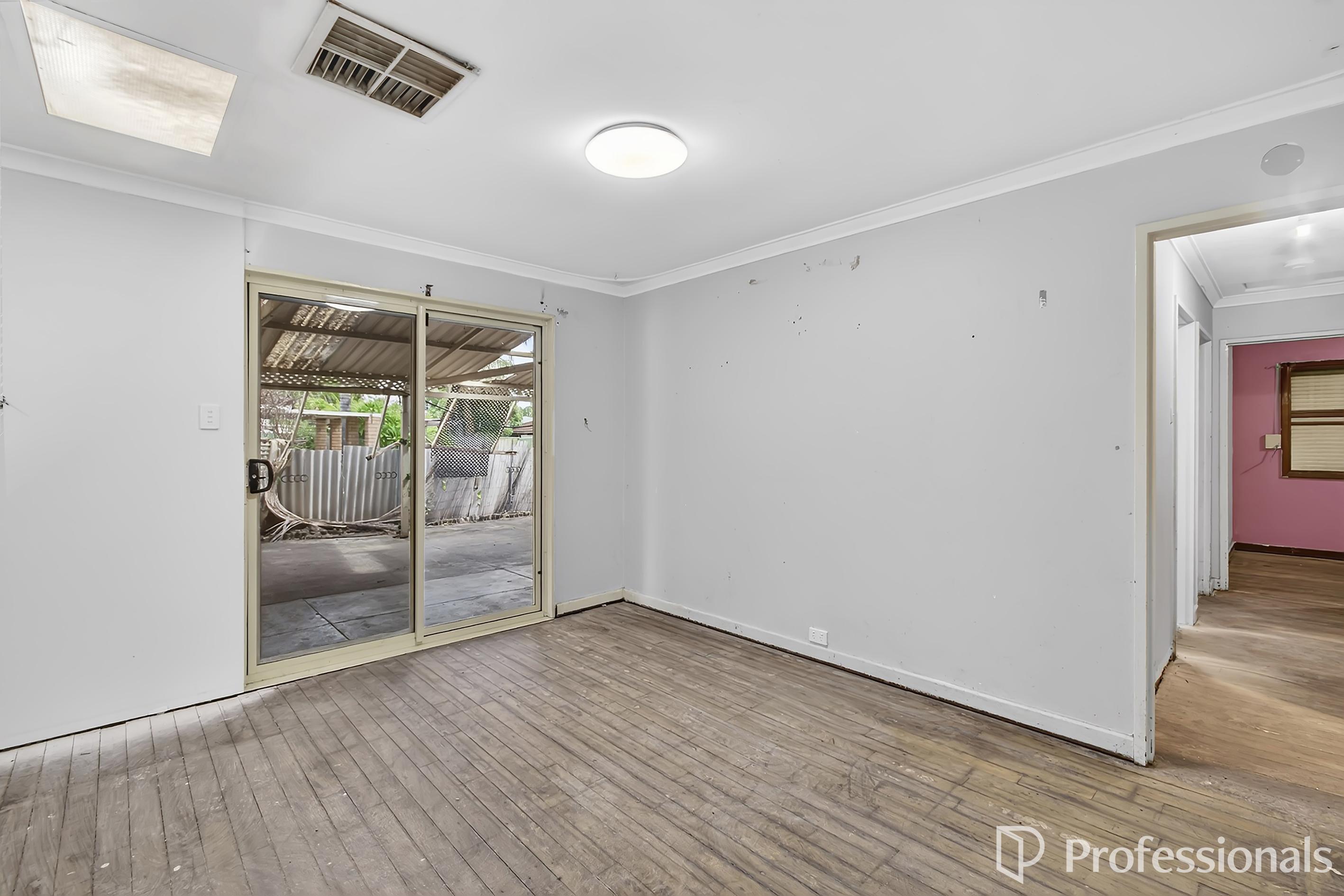 17 BRIGALOW WAY, Armadale WA 6112 - Image 8