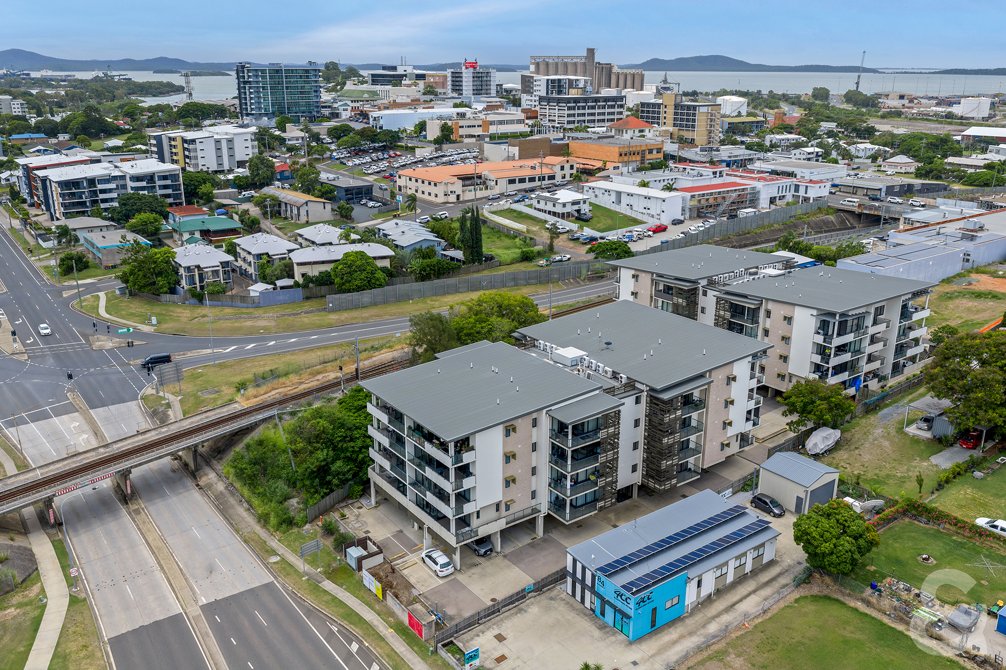 UNIT 245 75 CENTRAL LANE, Gladstone Central QLD 4680 - Image 1