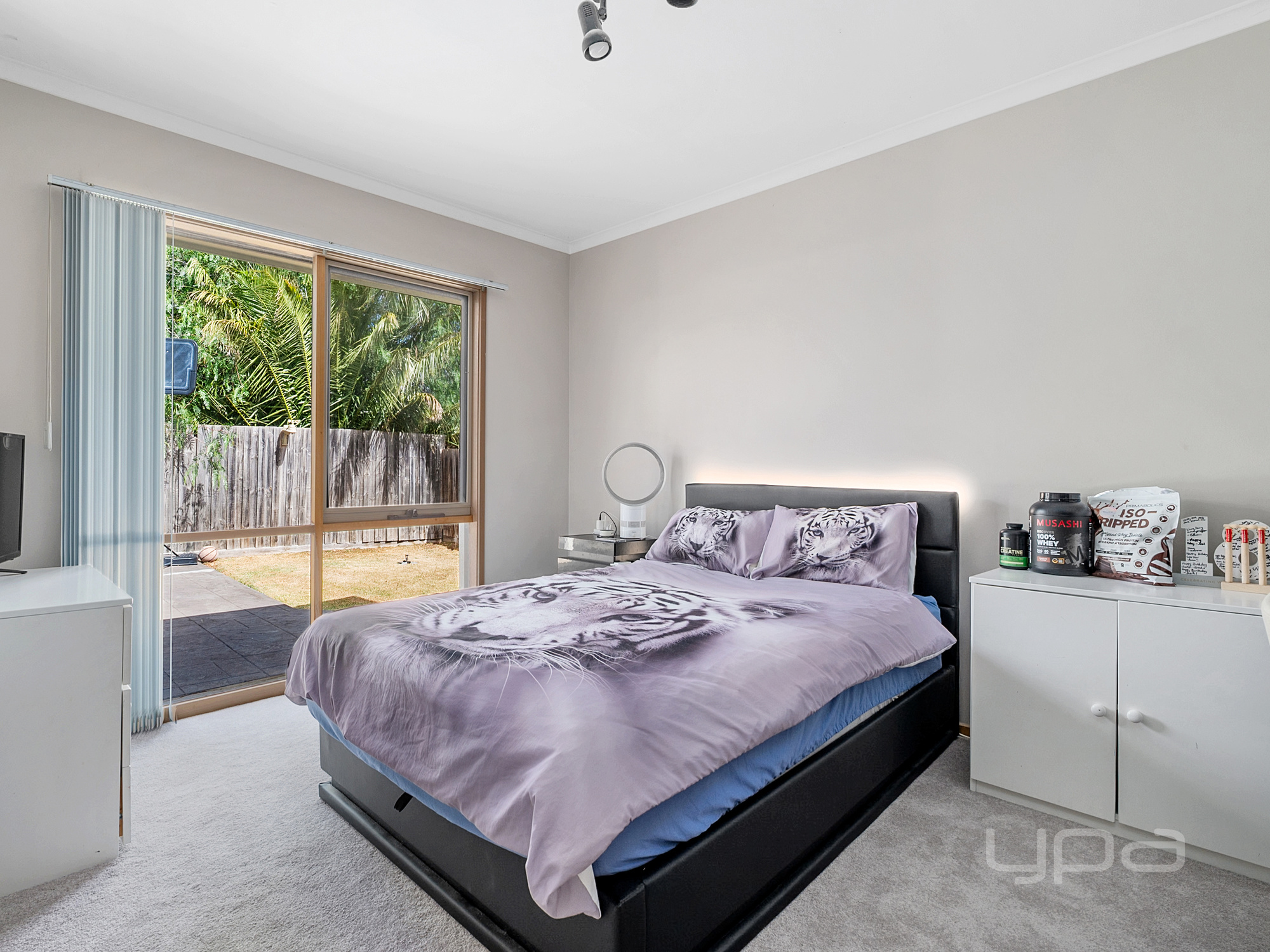 3-bedroom house at 33 Black Dog Drive, Brookfield, VIC 3338, Melton, Victoria