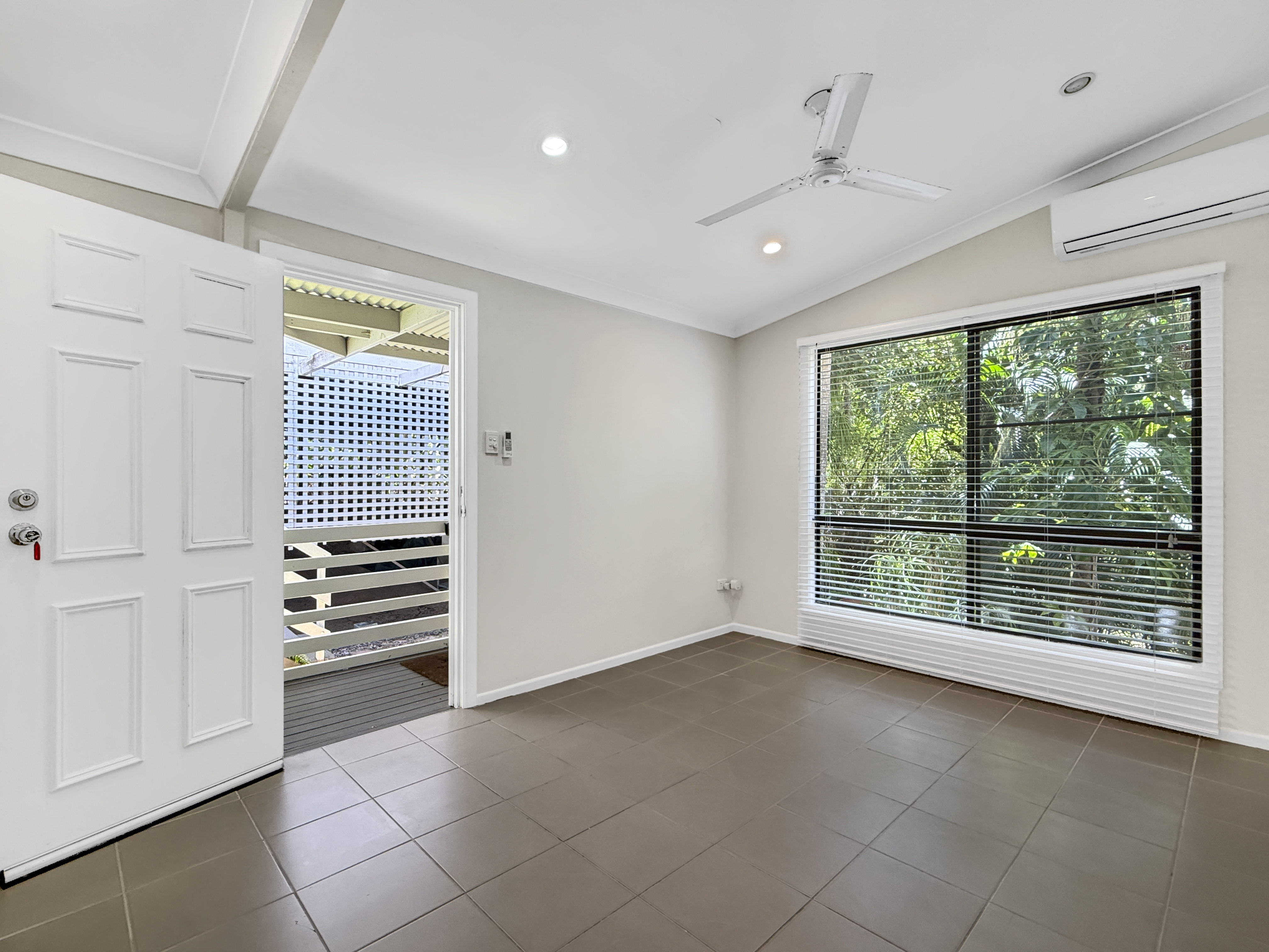 4-bedroom house at 39 HAYLES AVENUE, Arcadia QLD 4819, Townsville, Queensland