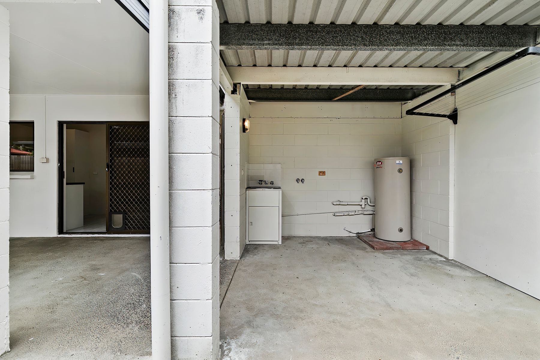 2-bedroom unit at 2 1 SEARY CLOSE, WHITFIELD QLD 4870, Cairns, Queensland