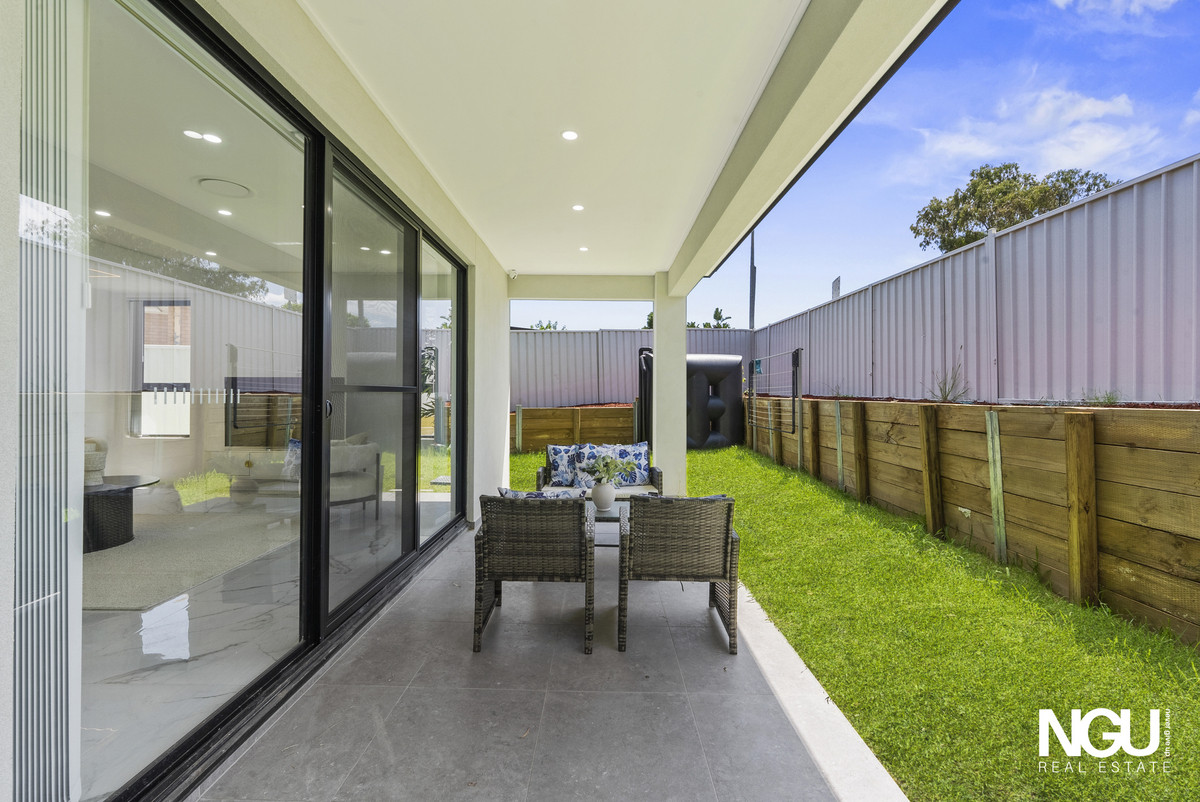 5-bedroom house at 13 Kuala Close, Dean Park, NSW 2761, Blacktown, New South Wales