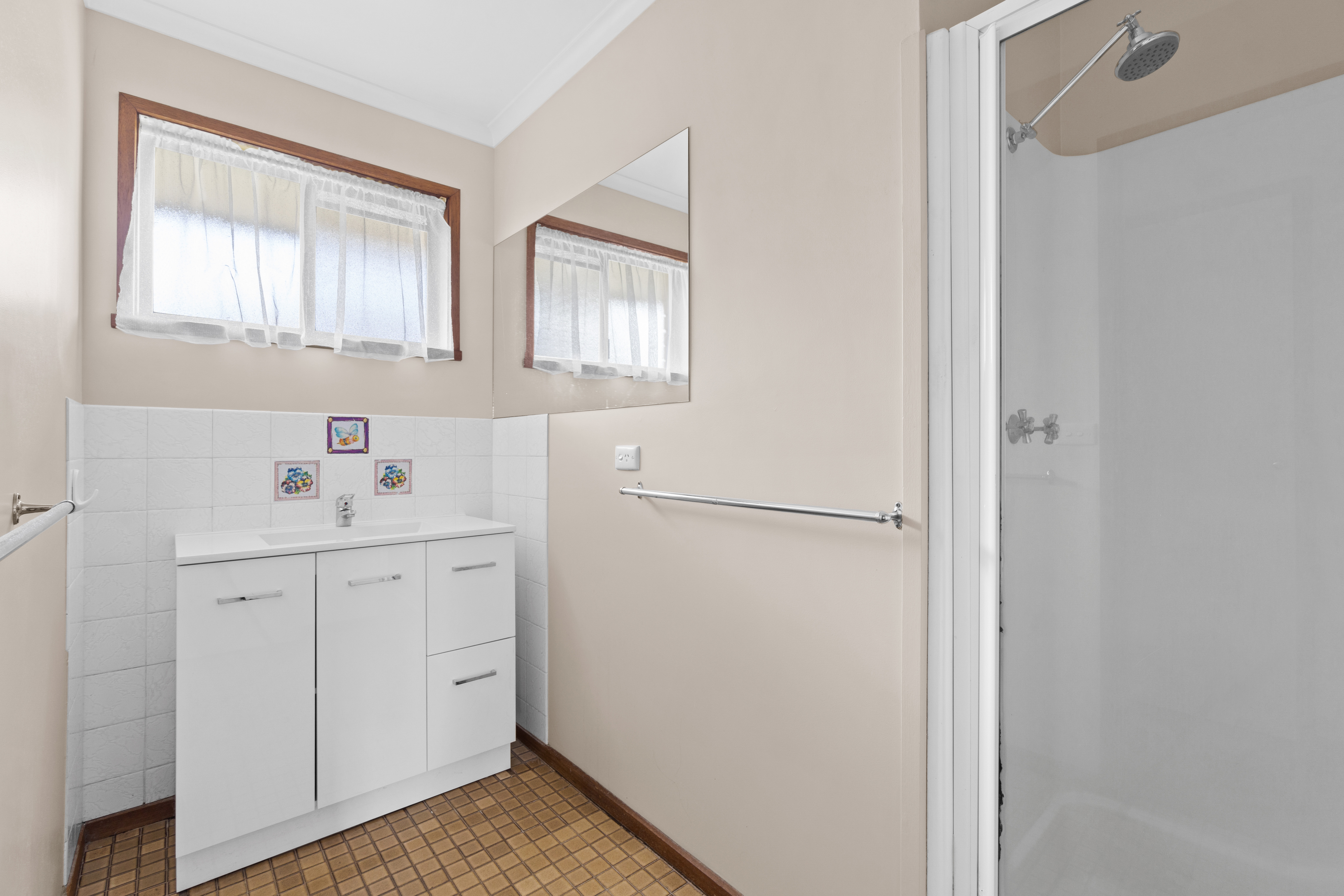 2-bedroom unit at 1 92 REEVE STREET, SALE VIC 3850, Wellington, Victoria