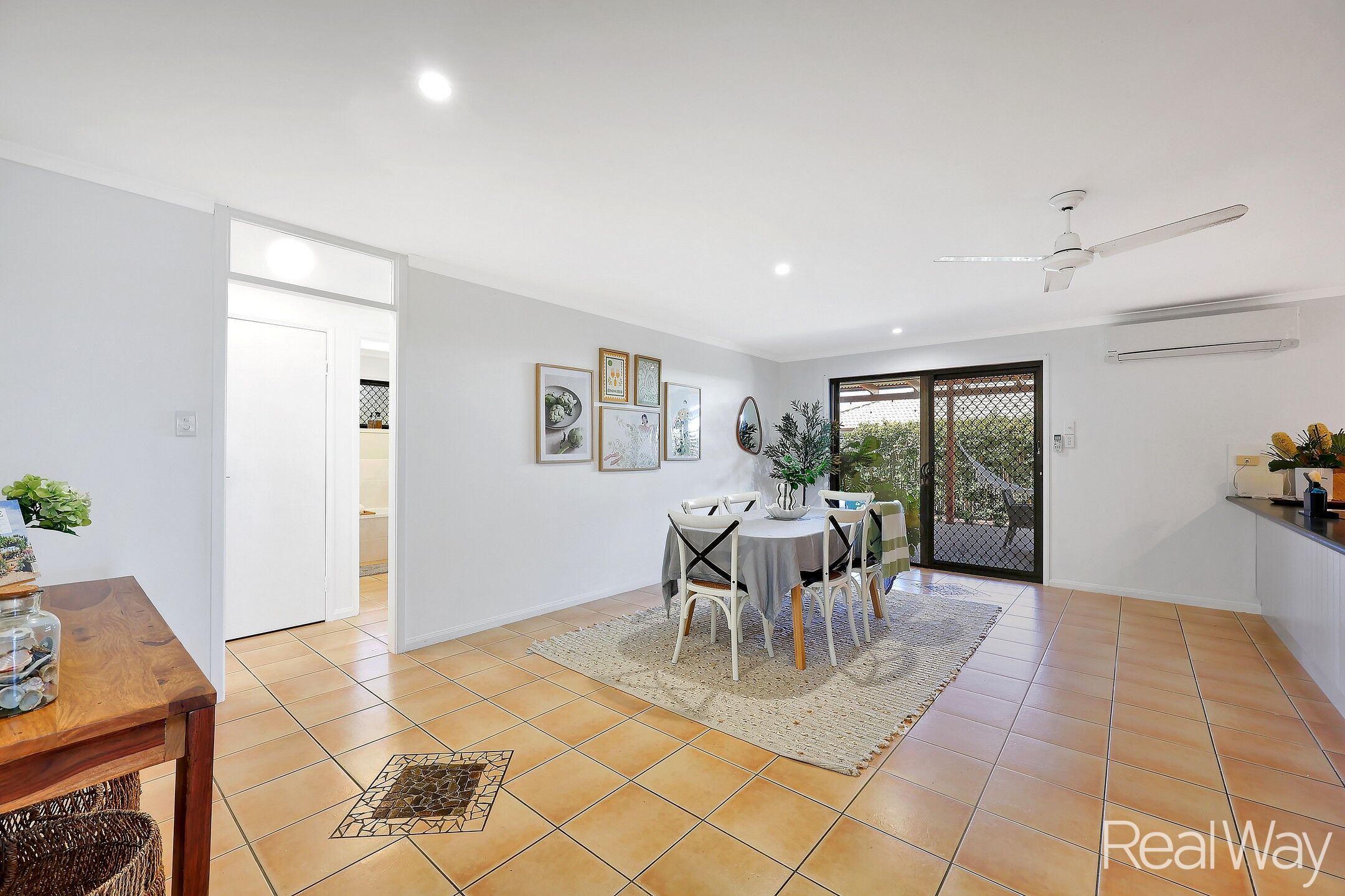 23 BIRCHDALE DRIVE, Bargara QLD 4670 - Image 10