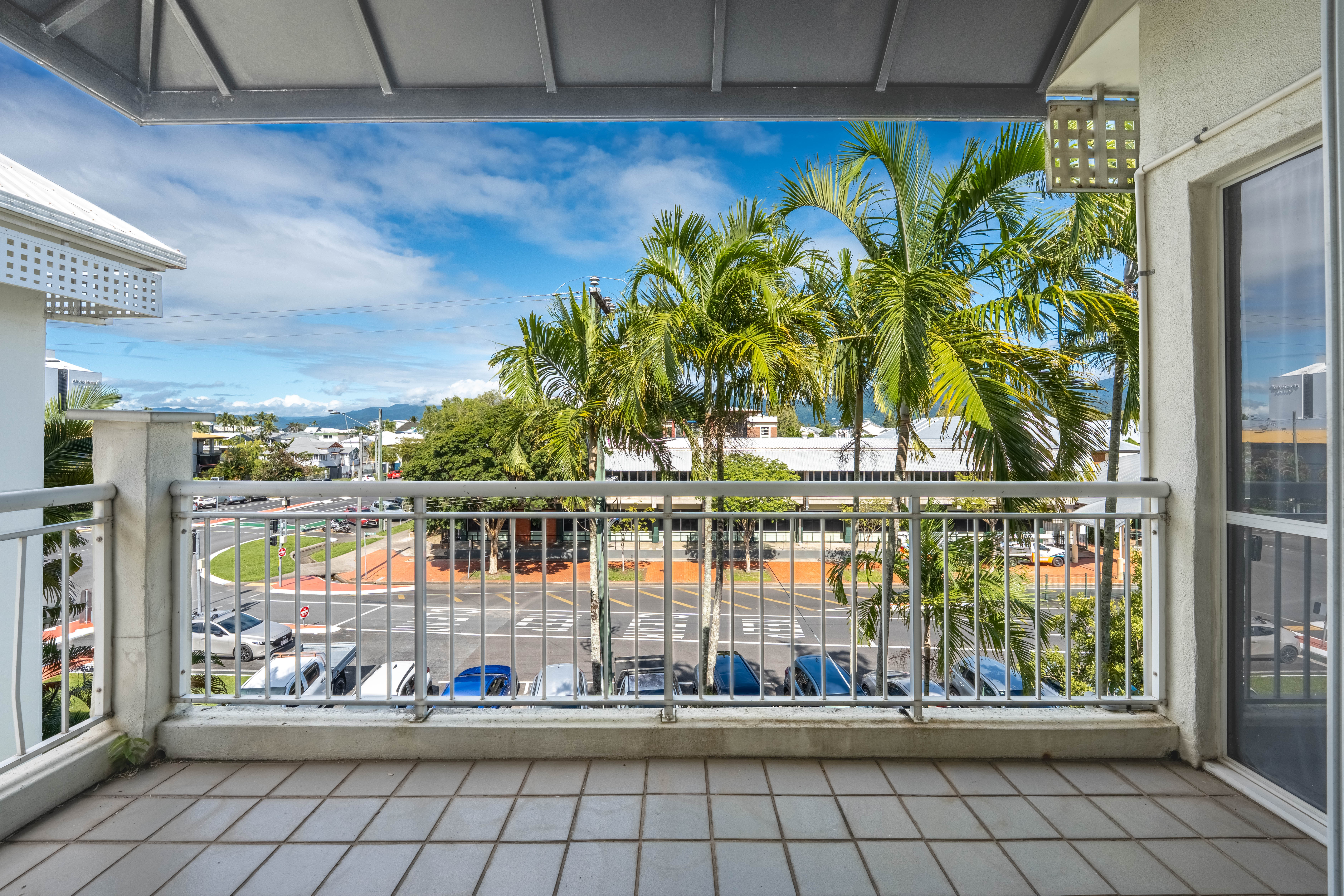 17 208 GRAFTON STREET, CAIRNS NORTH QLD 4870 - Image 9