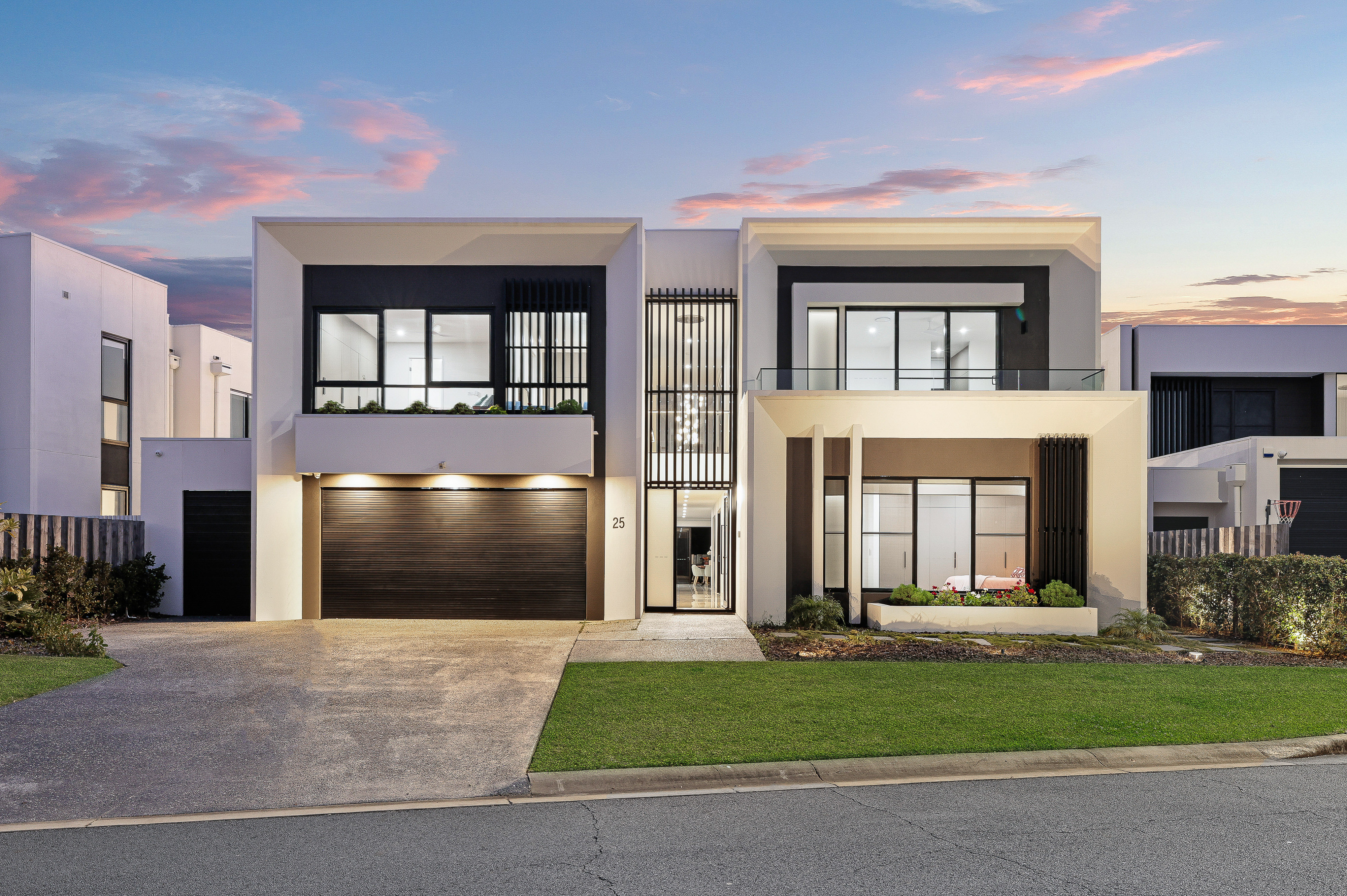 25 The Boulevarde, Benowa, Qld, 4217 - Image 3