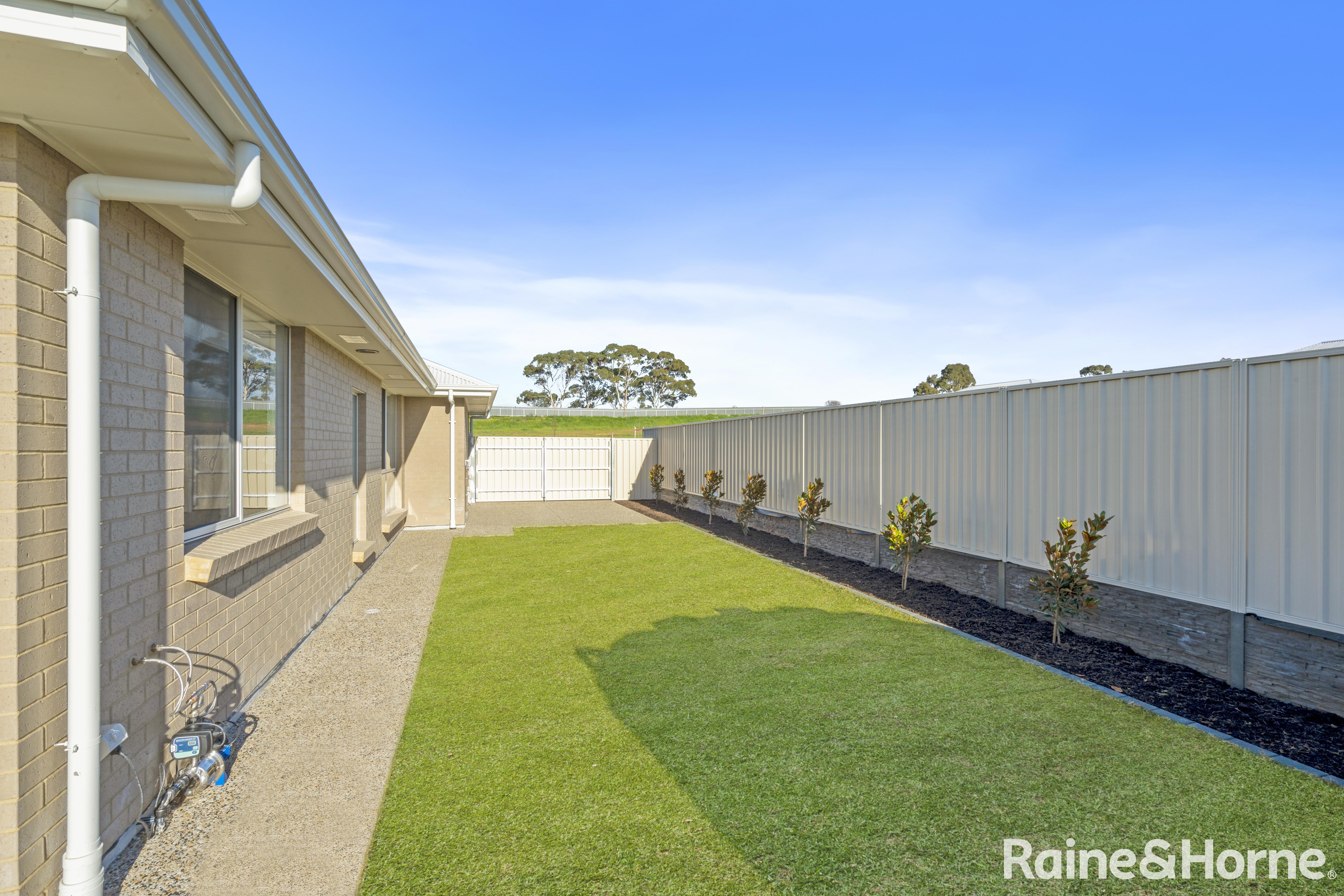 4-bedroom house at 8 Badcoe Crescent, Strathalbyn, SA 5255, Alexandrina, South Australia