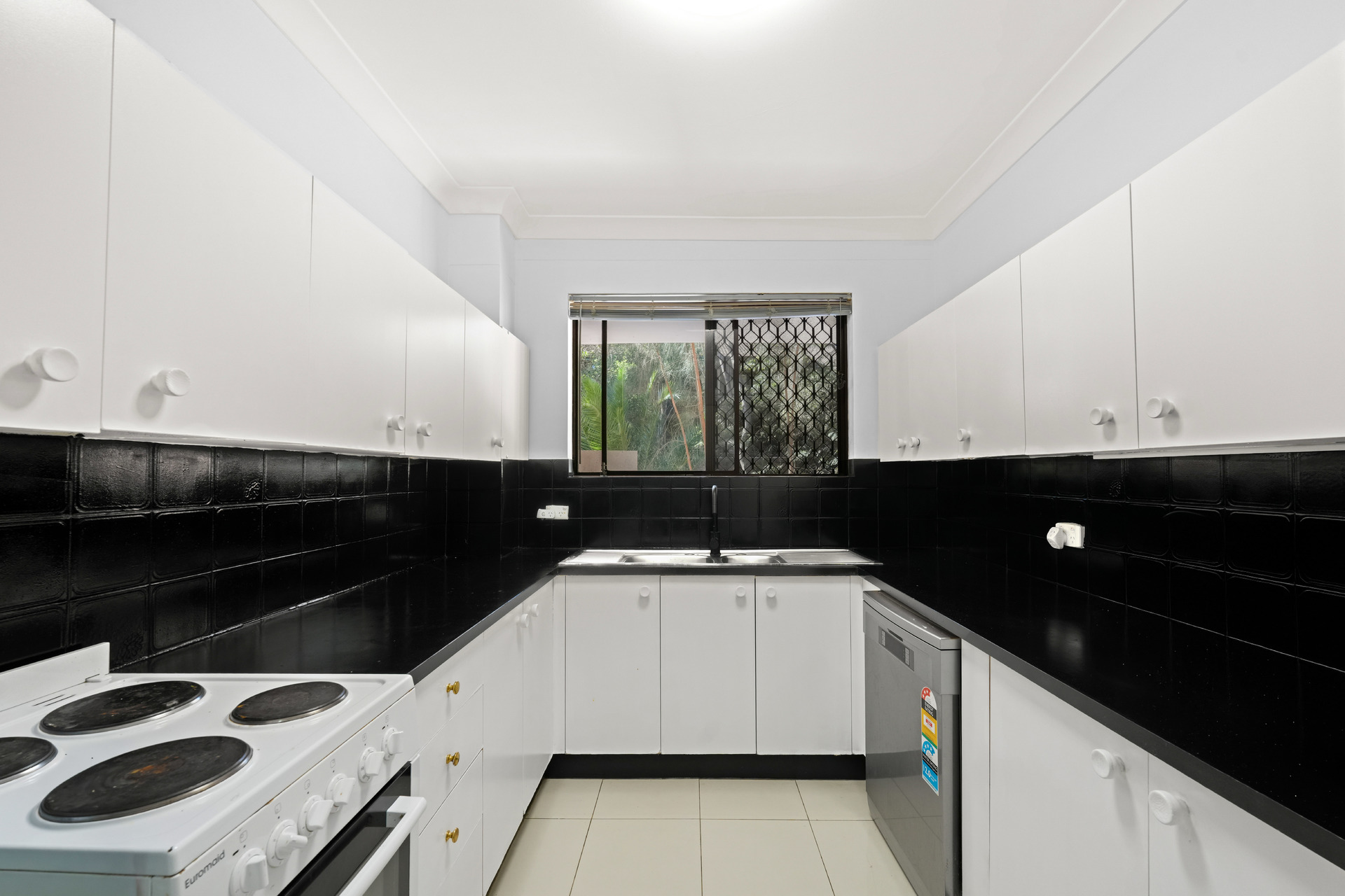 MYRTLE GROVE 2 21 MYRTLE ROAD, BANKSTOWN NSW 2200 - Image 3