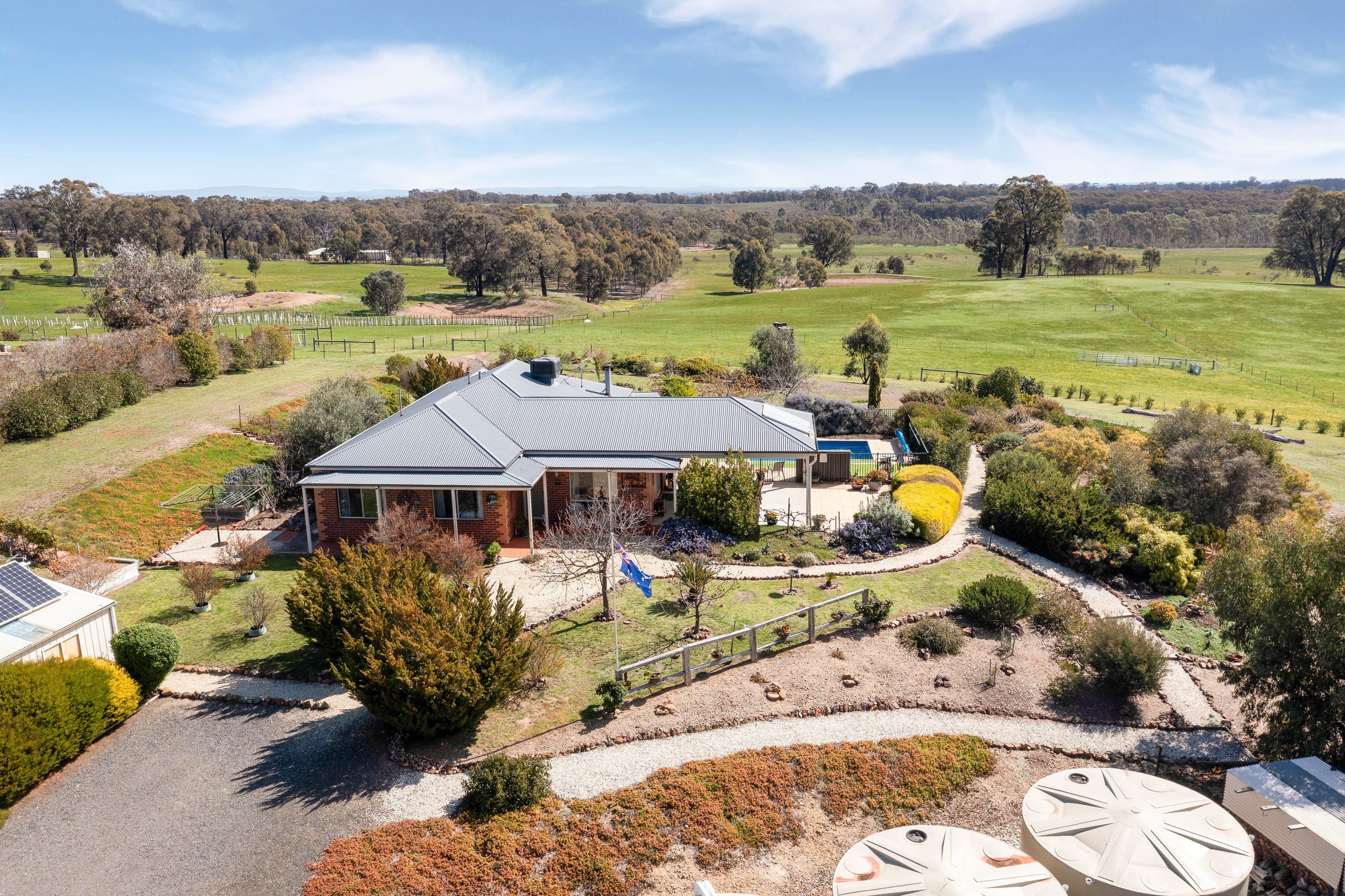 4-bedroom unit at 114 Mclennan Road, Heathcote, Vic, 3523, Greater Bendigo, Victoria