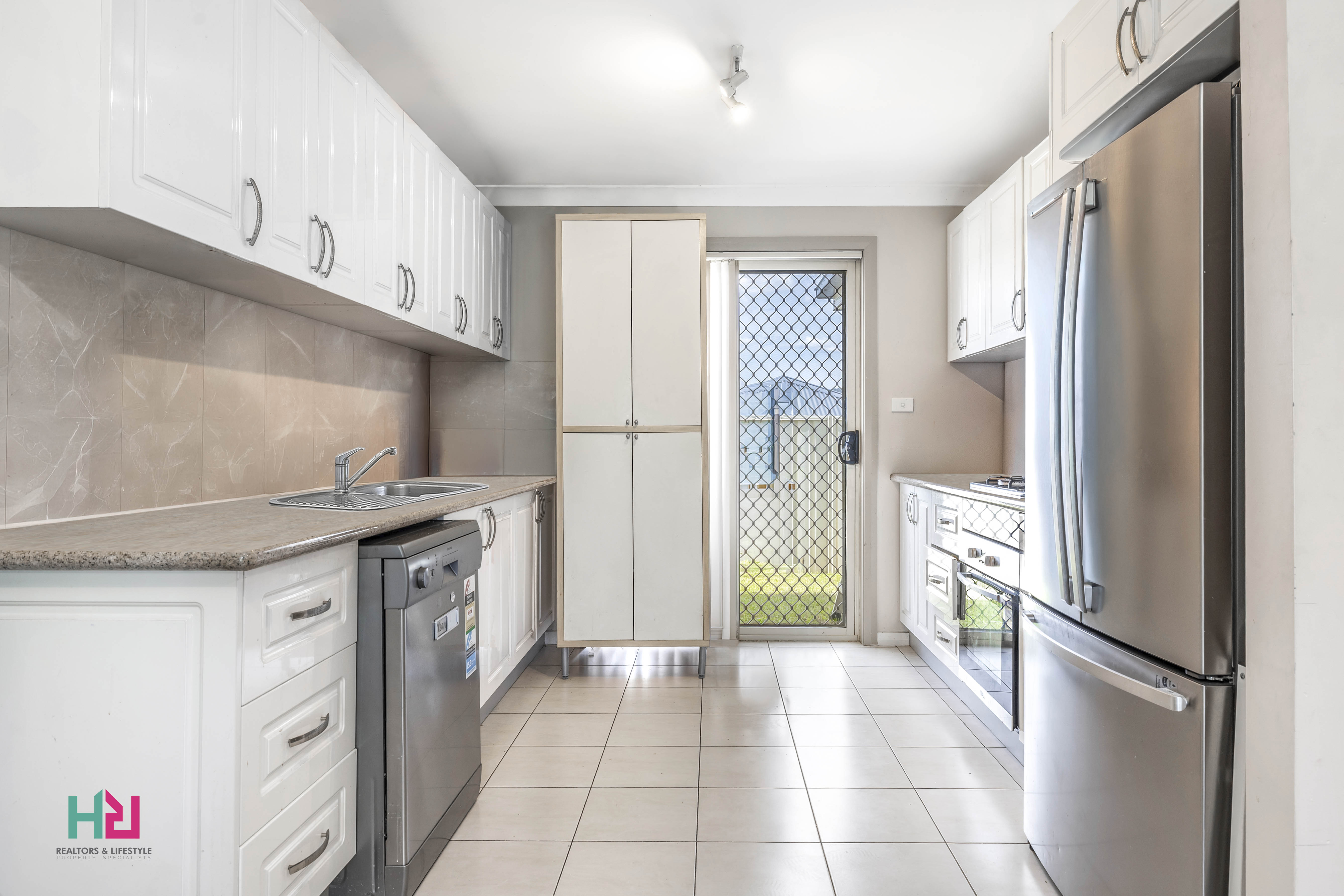 6-bedroom house at 1 & 1A Pirena Place, Lithgow, Nsw, 2790, Lithgow, New South Wales