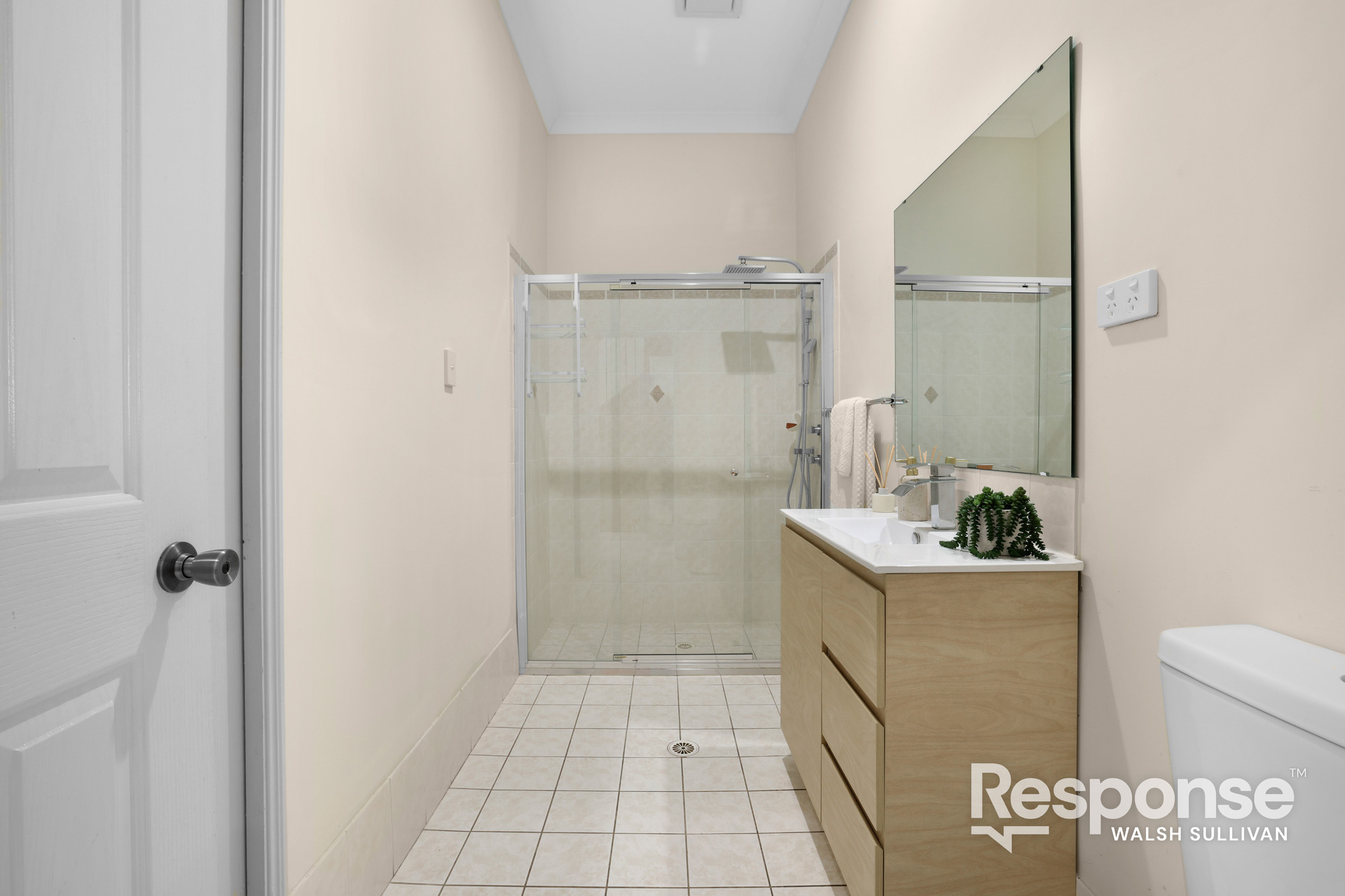 5-bedroom house at 6 MANGALORE DRIVE, Winston Hills NSW 2153, Parramatta, New South Wales