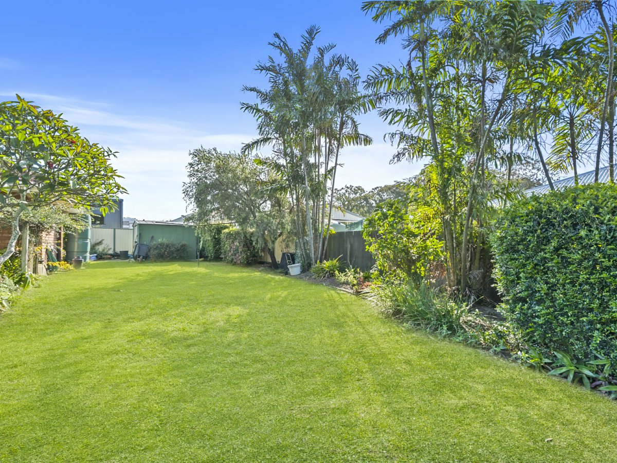 4-bedroom house at 22 CARPENTER WAY, Sandstone Point QLD 4511, , Queensland