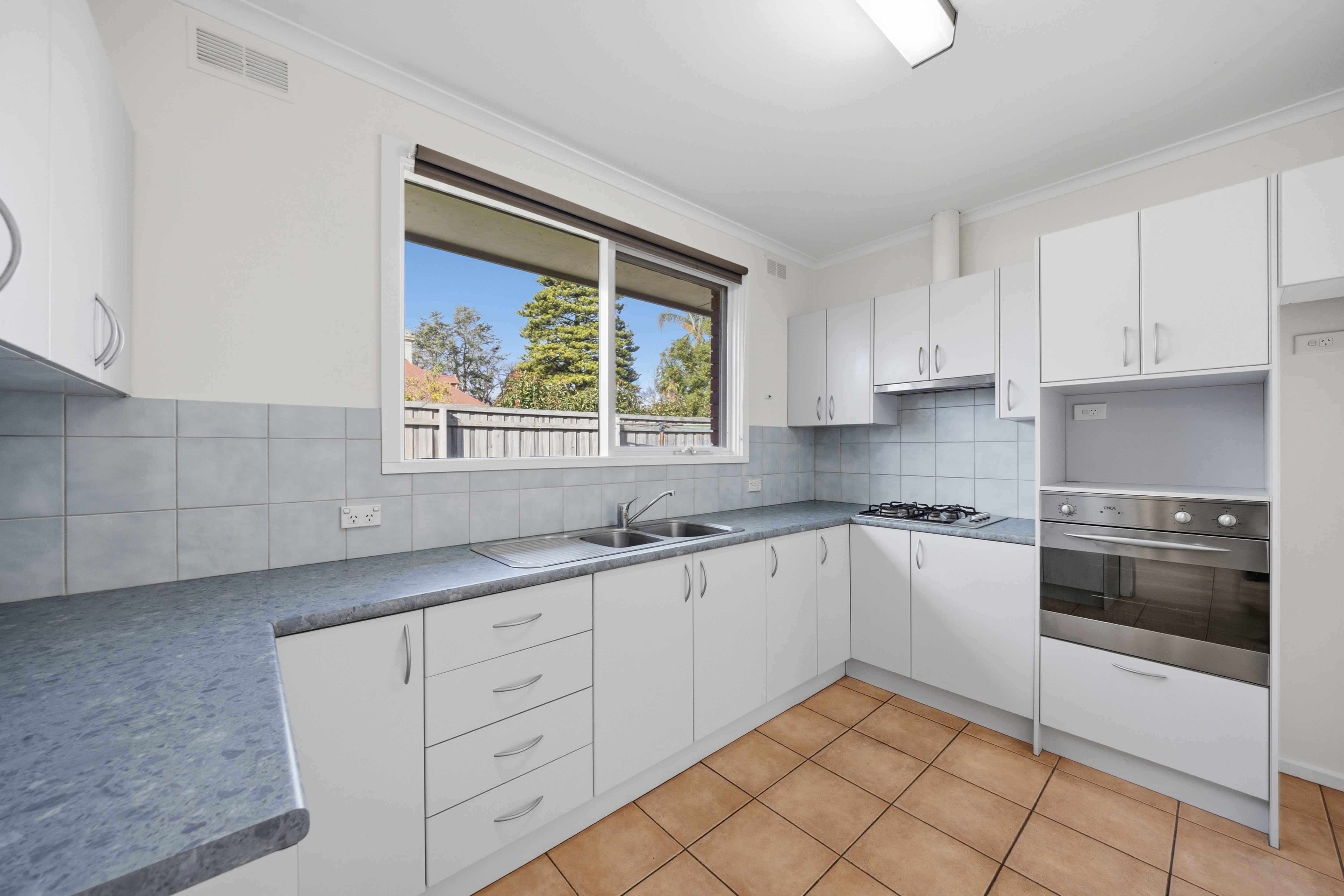 5/14-16 Mark Avenue, Sale, VIC 3850 - Image 5