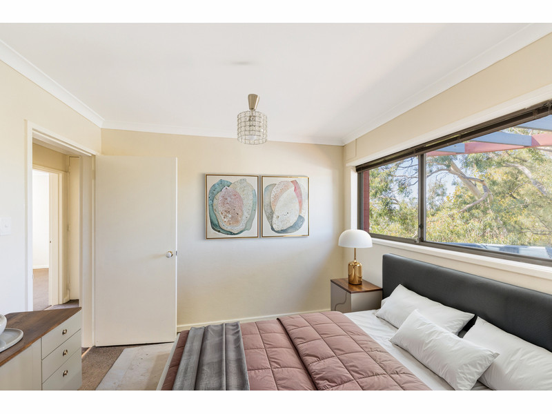 29 24 MORRIT WAY, PARMELIA WA 6167 - Image 2