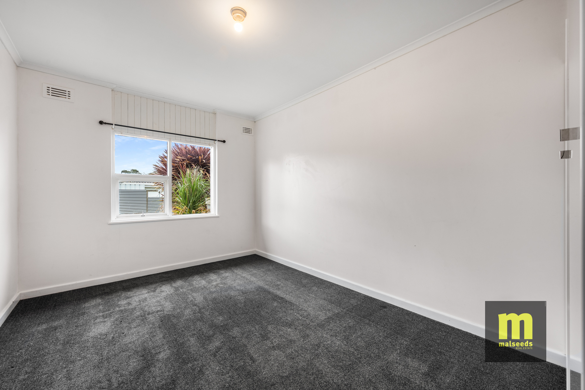 2-bedroom unit at 5/9 Francis Street, Mount Gambier, SA 5290, Mount Gambier, South Australia