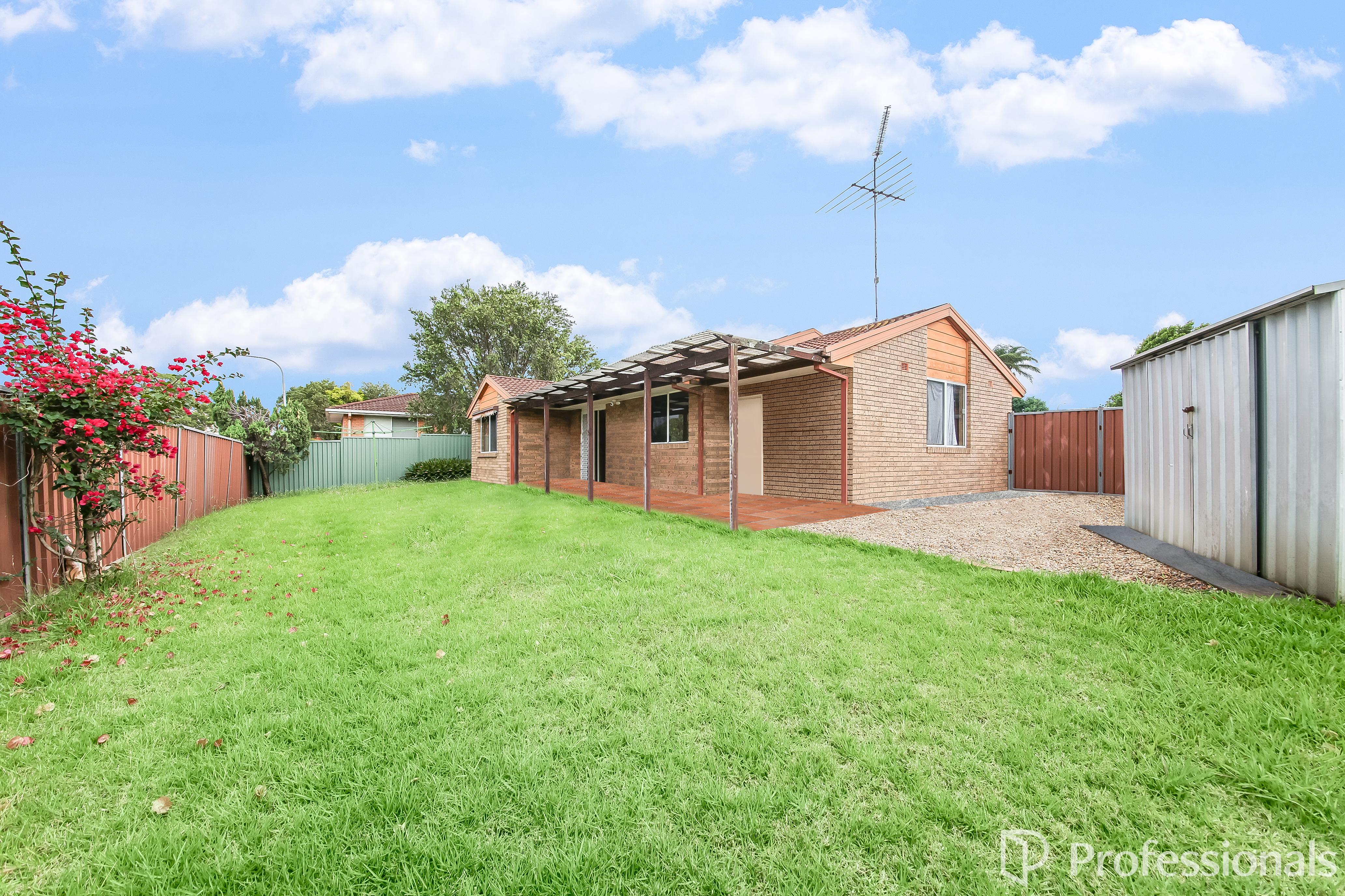 7 MONTROSE PLACE, St Andrews NSW 2566 - Image 8