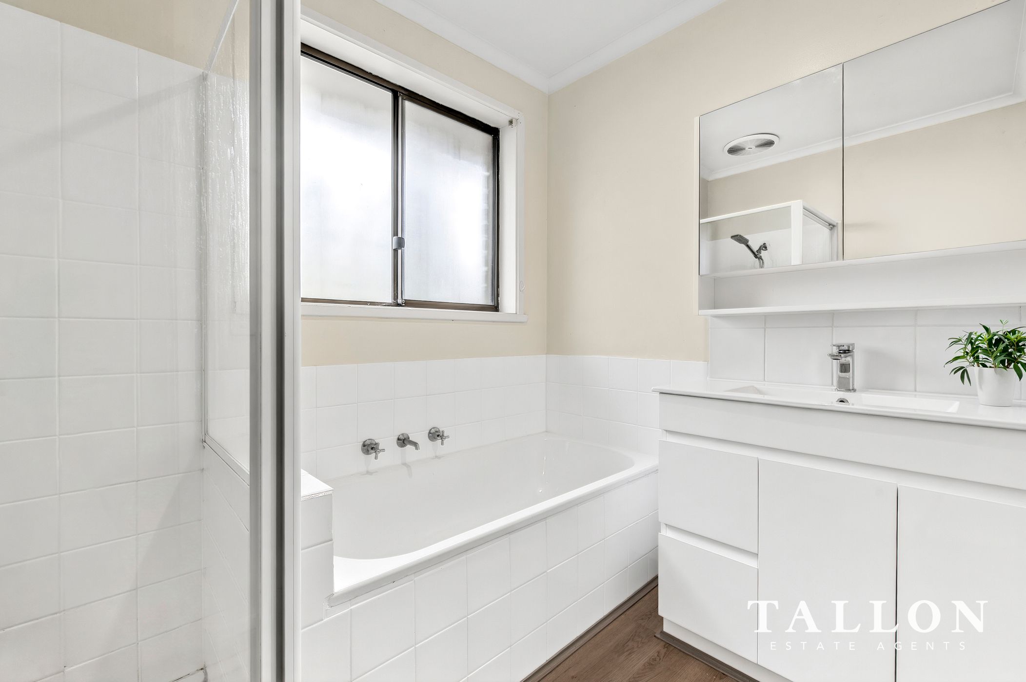 2-bedroom unit at 5 16 Queen Street, Hastings VIC 3915, Mornington Peninsula, Victoria