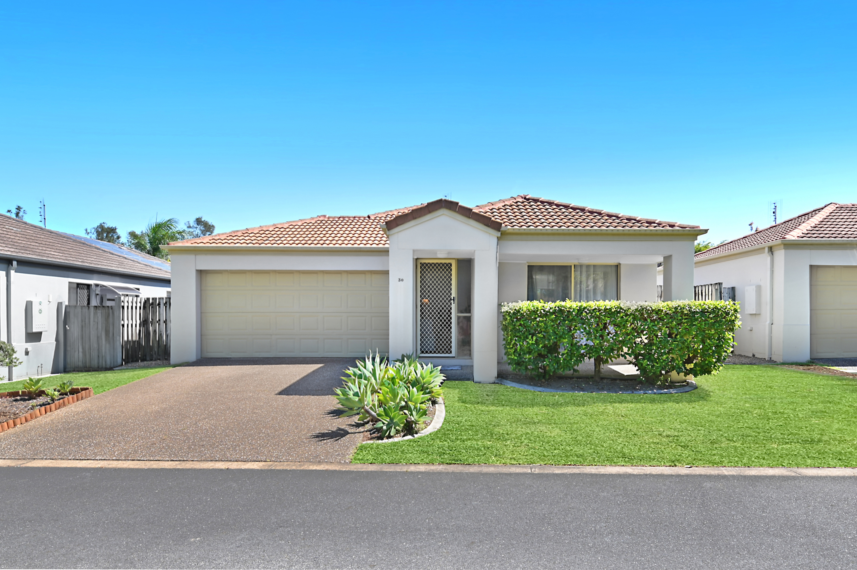 30/107-111 Arundel Drive, Arundel, Qld, 4214 - Image 1