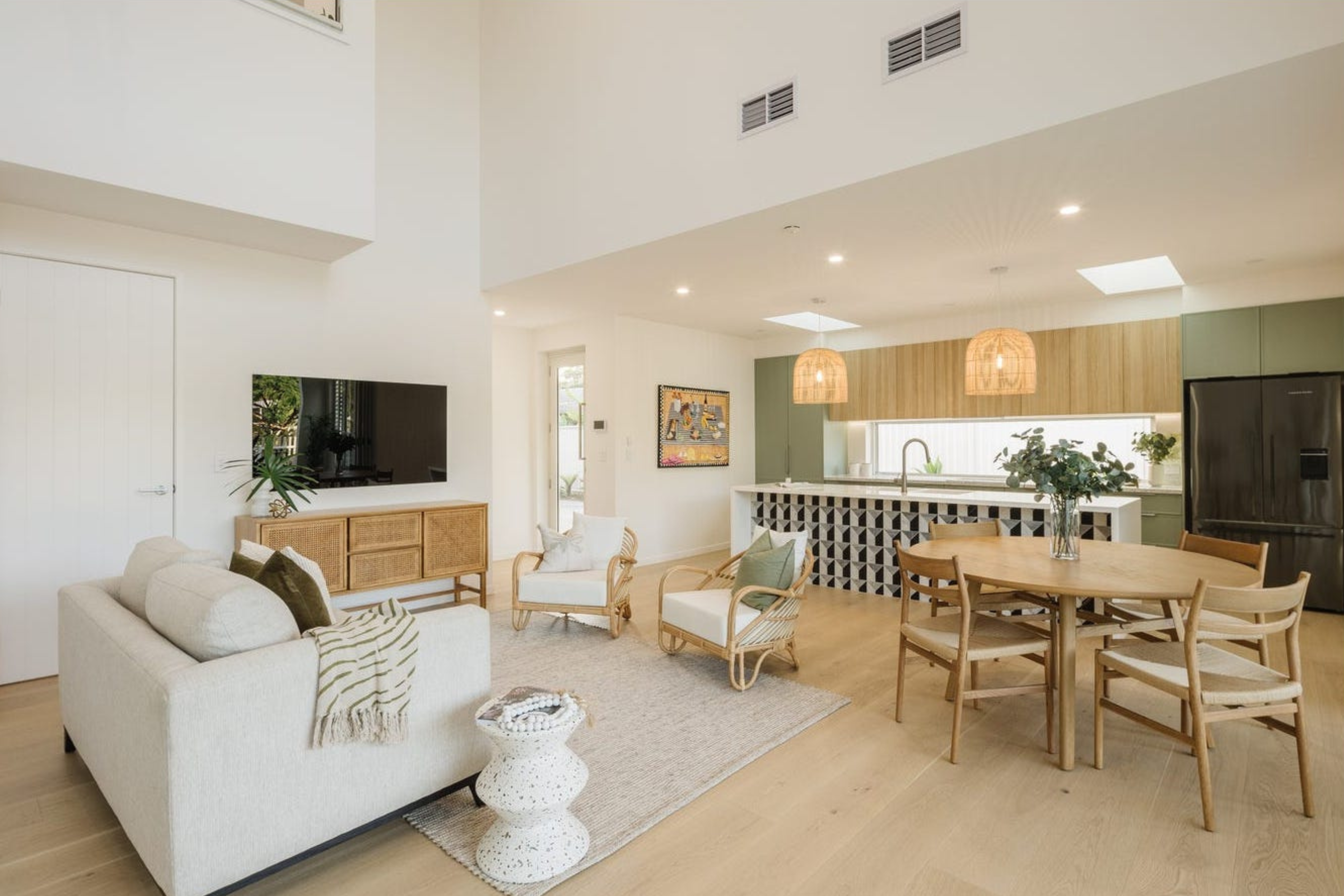1/23 Coral Tree Avenue, Noosa Heads, Qld, 4567 - Image 2