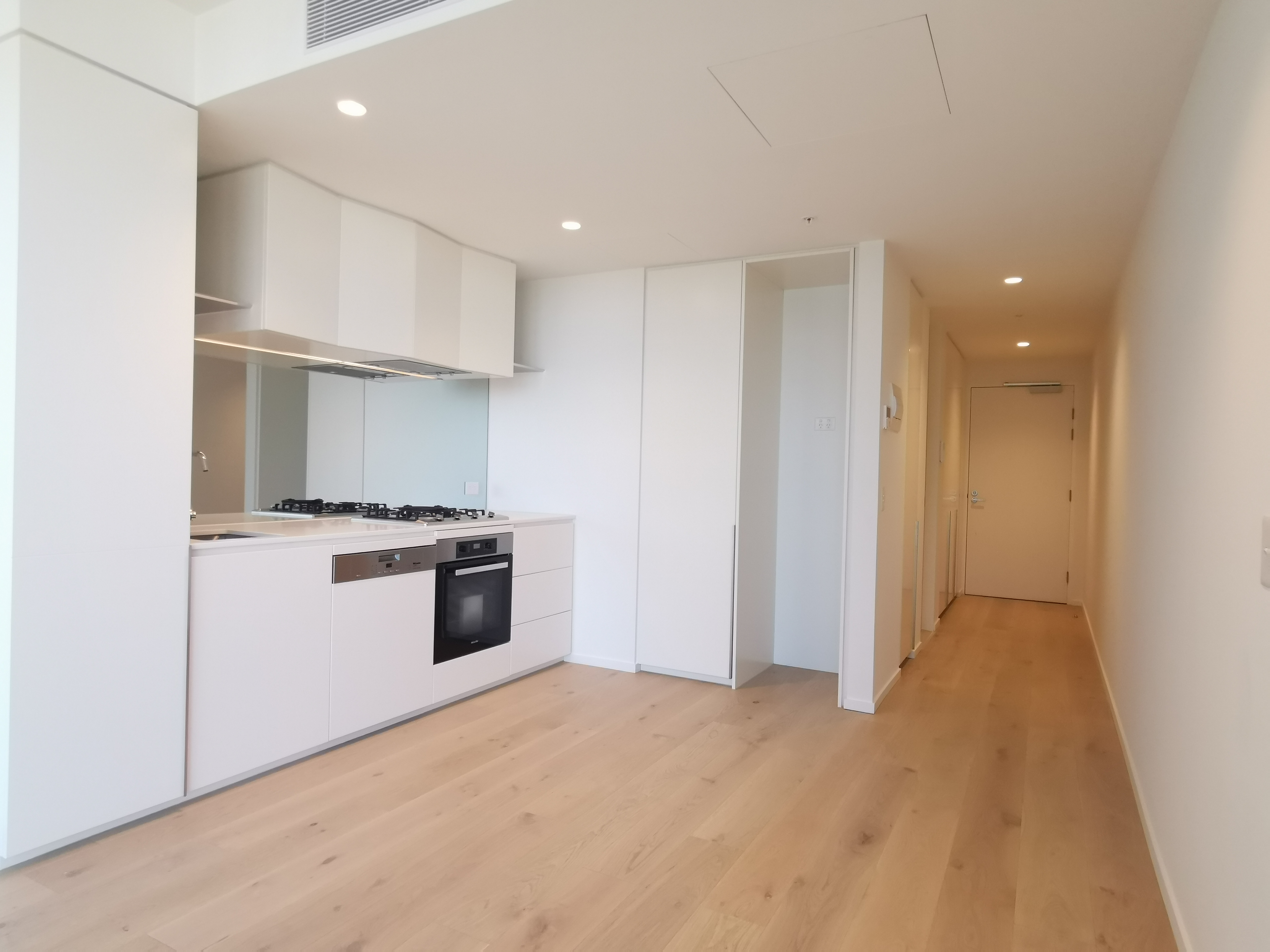 2807/18 Hoff Boulevard, Southbank, Vic, 3006 - Image 4