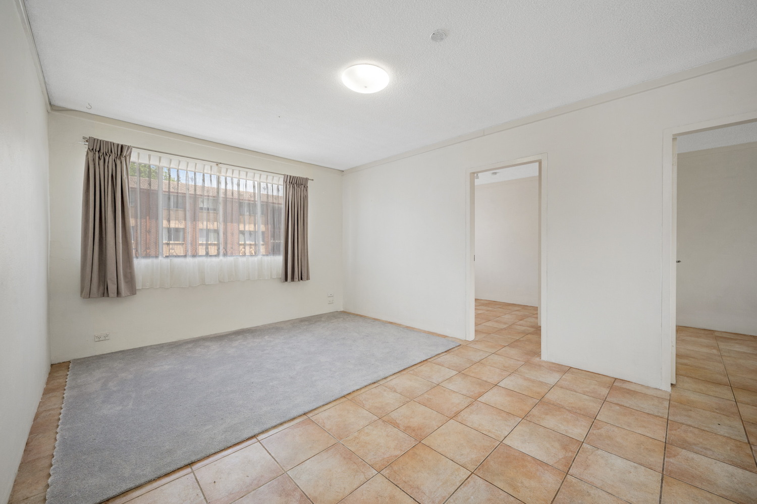 10/5 Young Street, Crestwood, NSW 2620 - Image 4