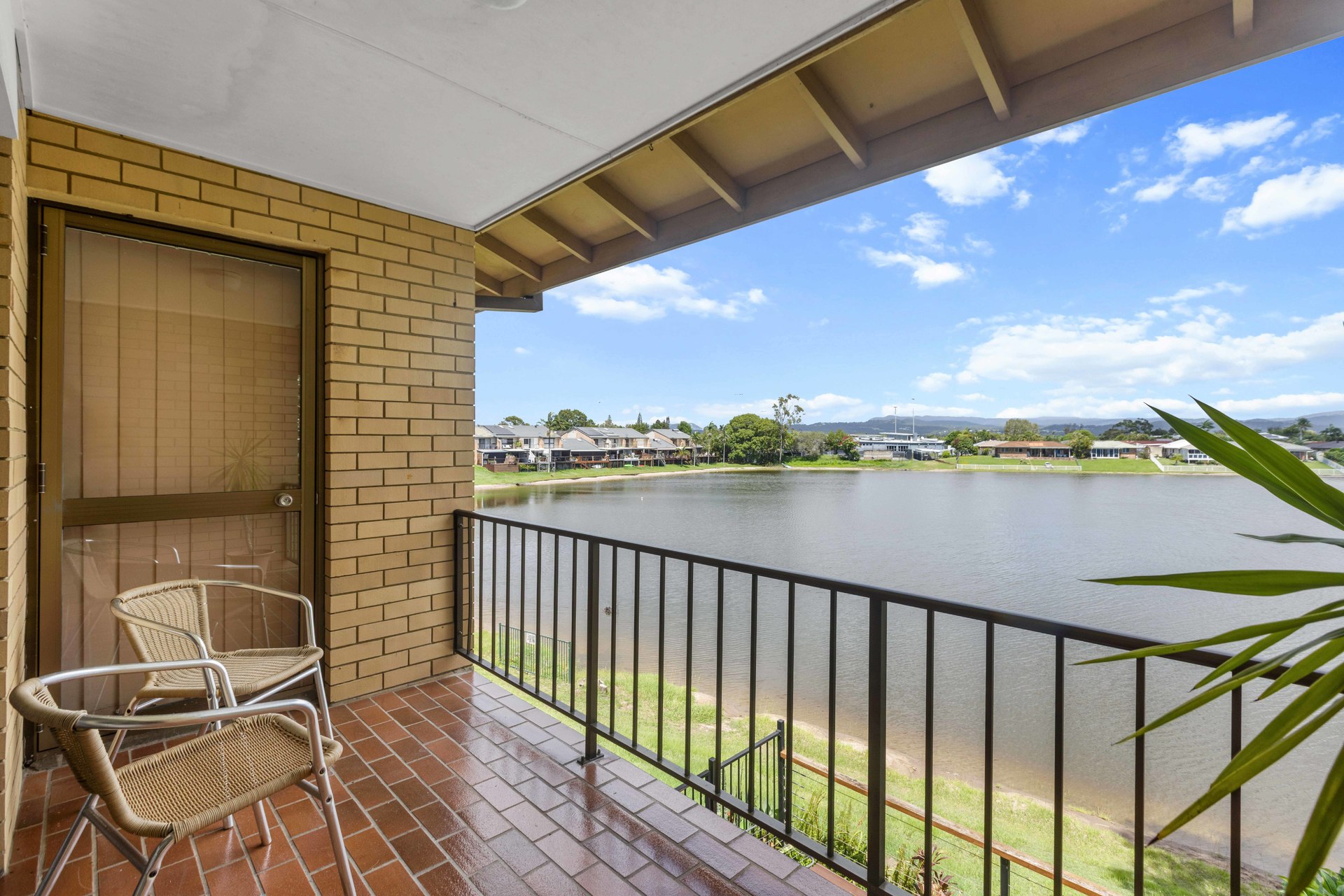 53/20-24 Barbet Place, Burleigh Waters, Qld, 4220 - Image 2