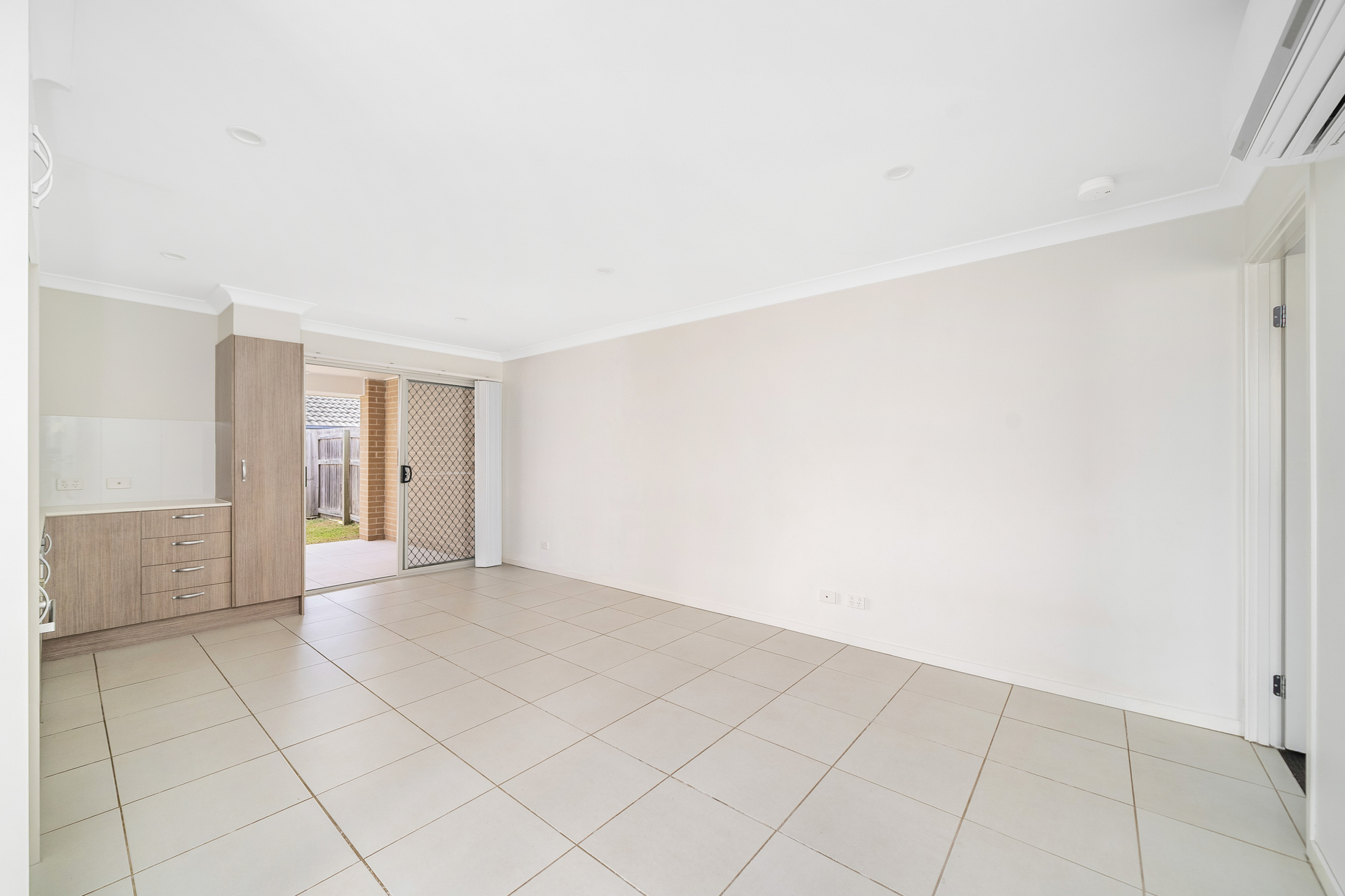 5-bedroom unit at 1 & 2/86 Tempest Circuit, Redbank Plains, Qld, 4301, Ipswich, Queensland
