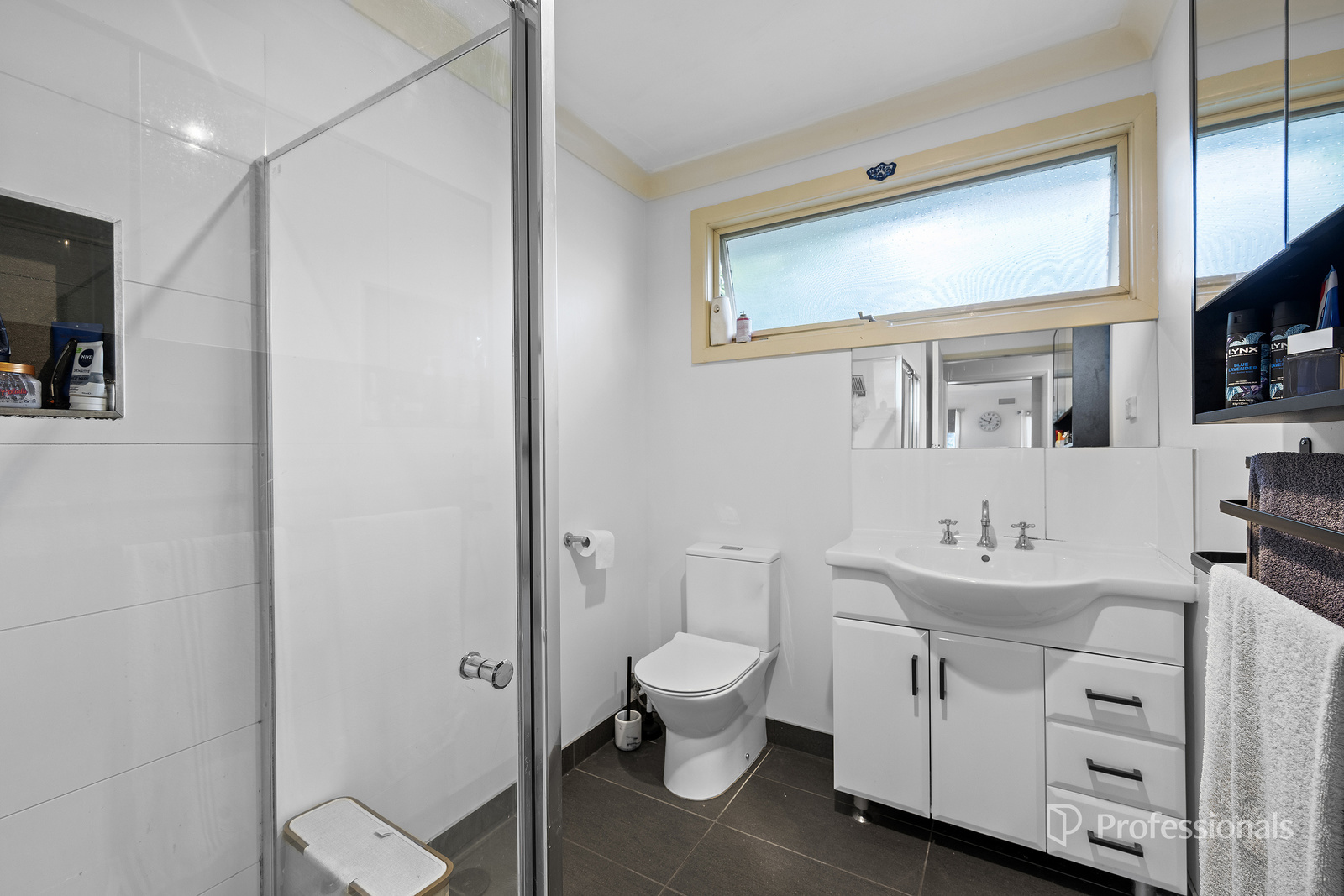 3-bedroom house at 16 Sutton Road, Maryborough, VIC 3465, Central Goldfields, Victoria