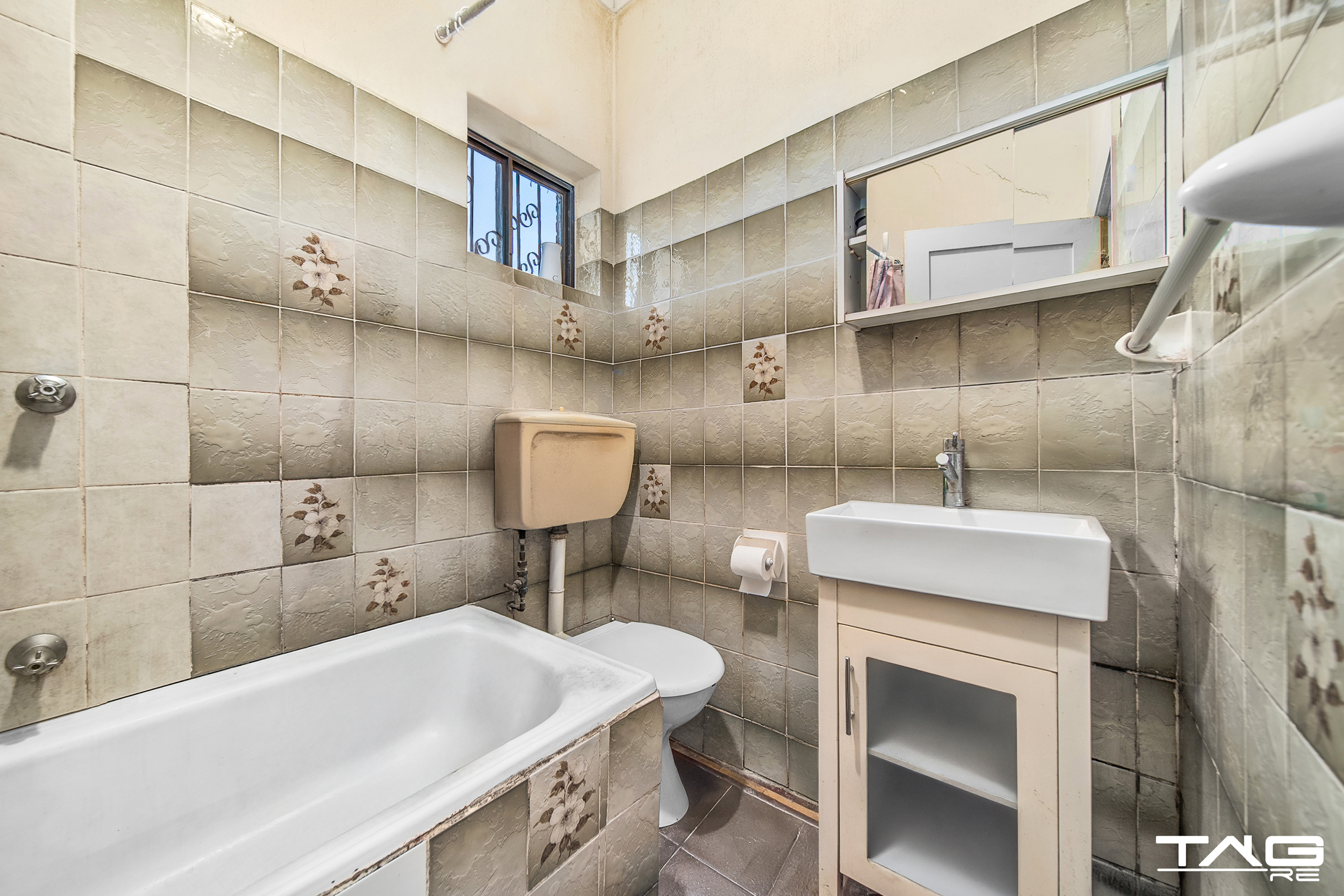 27 HAWKESBURY ROAD, Westmead NSW 2145 - Image 8