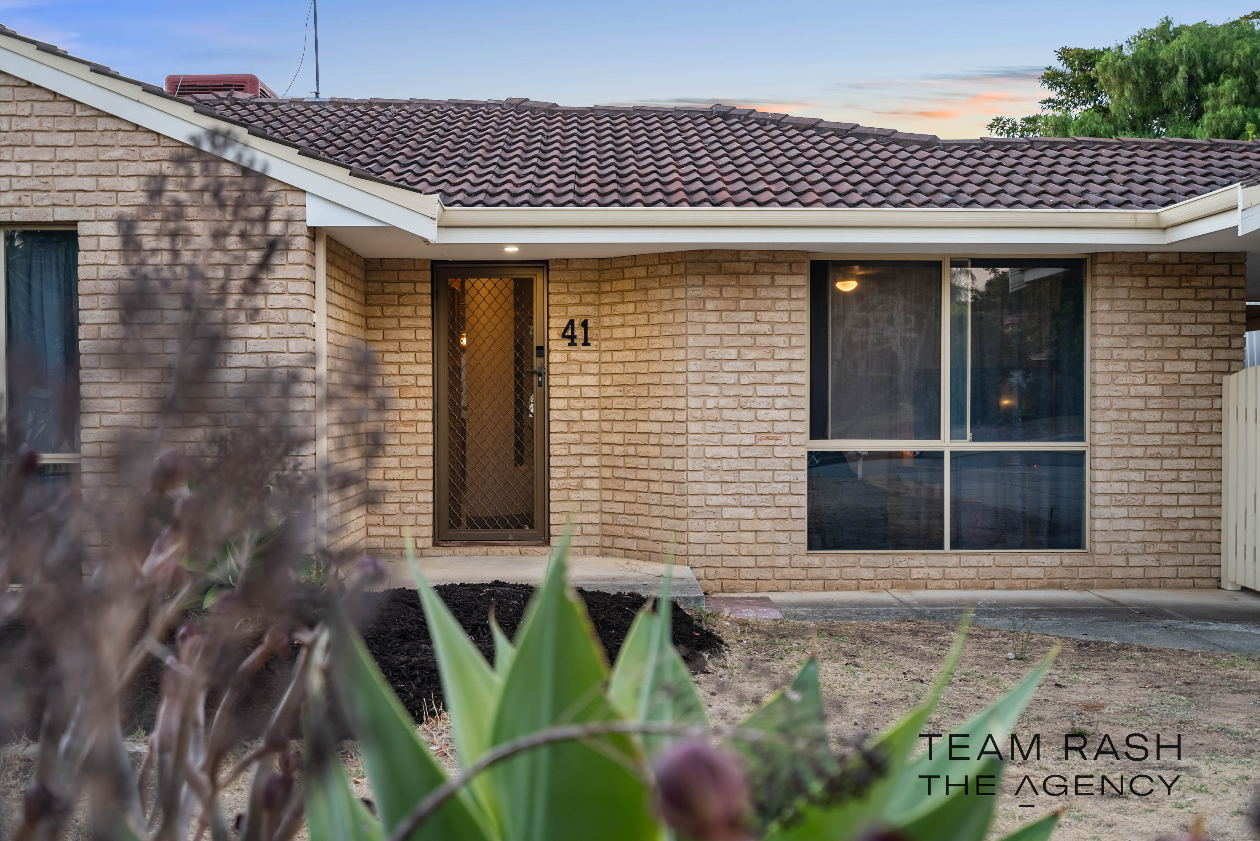 41 Skottowe Parkway, Parmelia, WA 6167 - Image 2