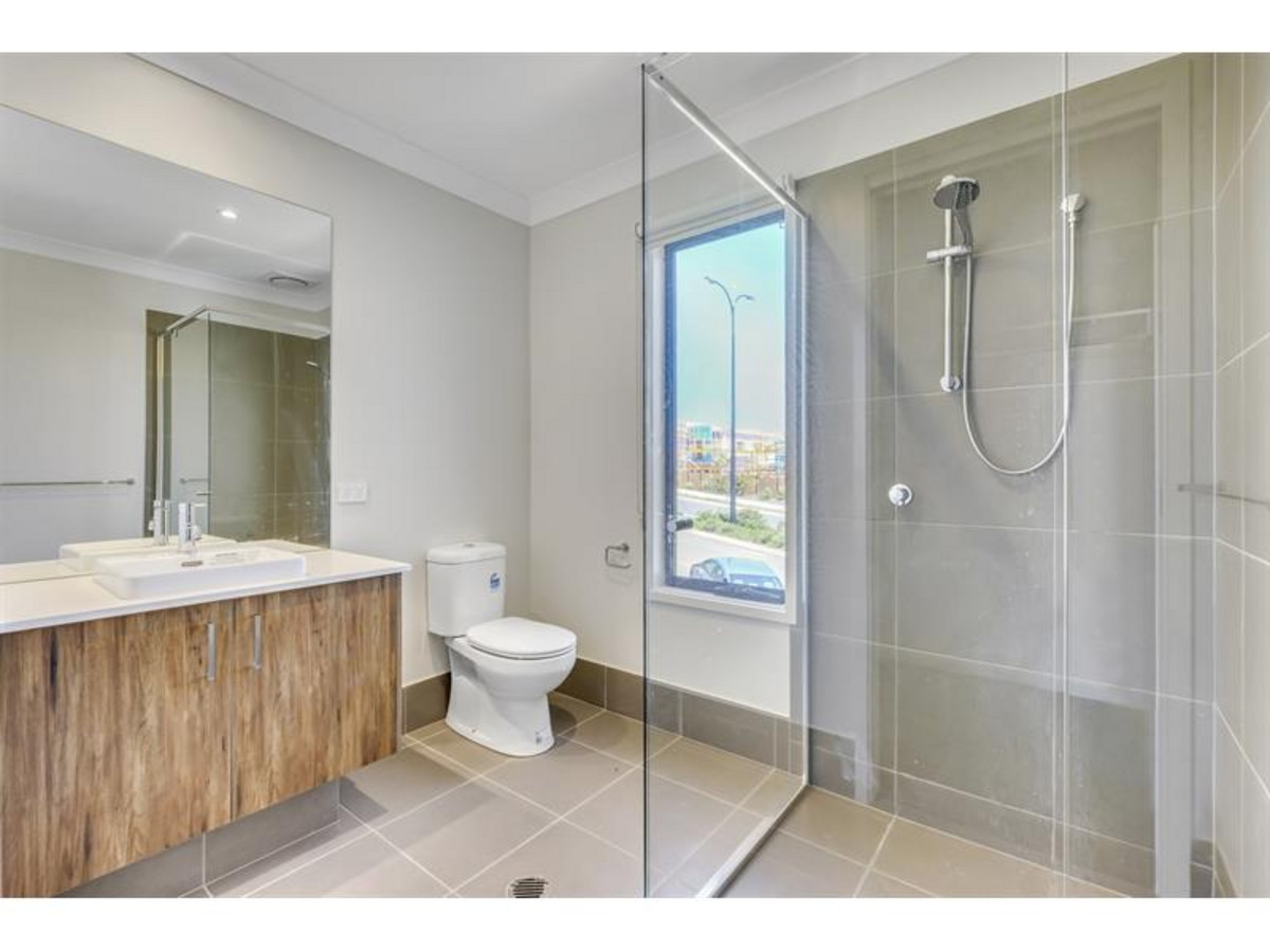 48 SOLAR CIRCUIT, Spring Mountain QLD 4300 - Image 5