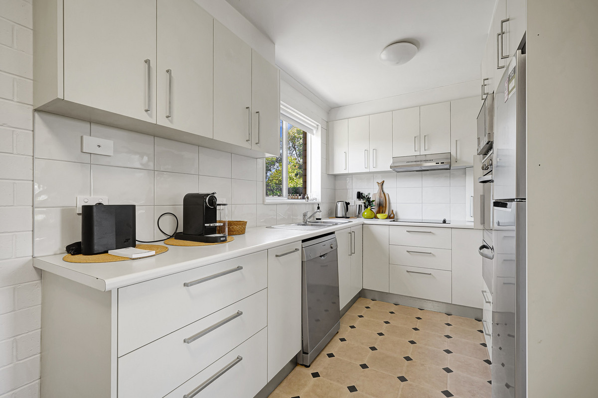 3-bedroom unit at 6/3 The Esplanade, Torquay, Vic, 3228, Surf Coast, Victoria