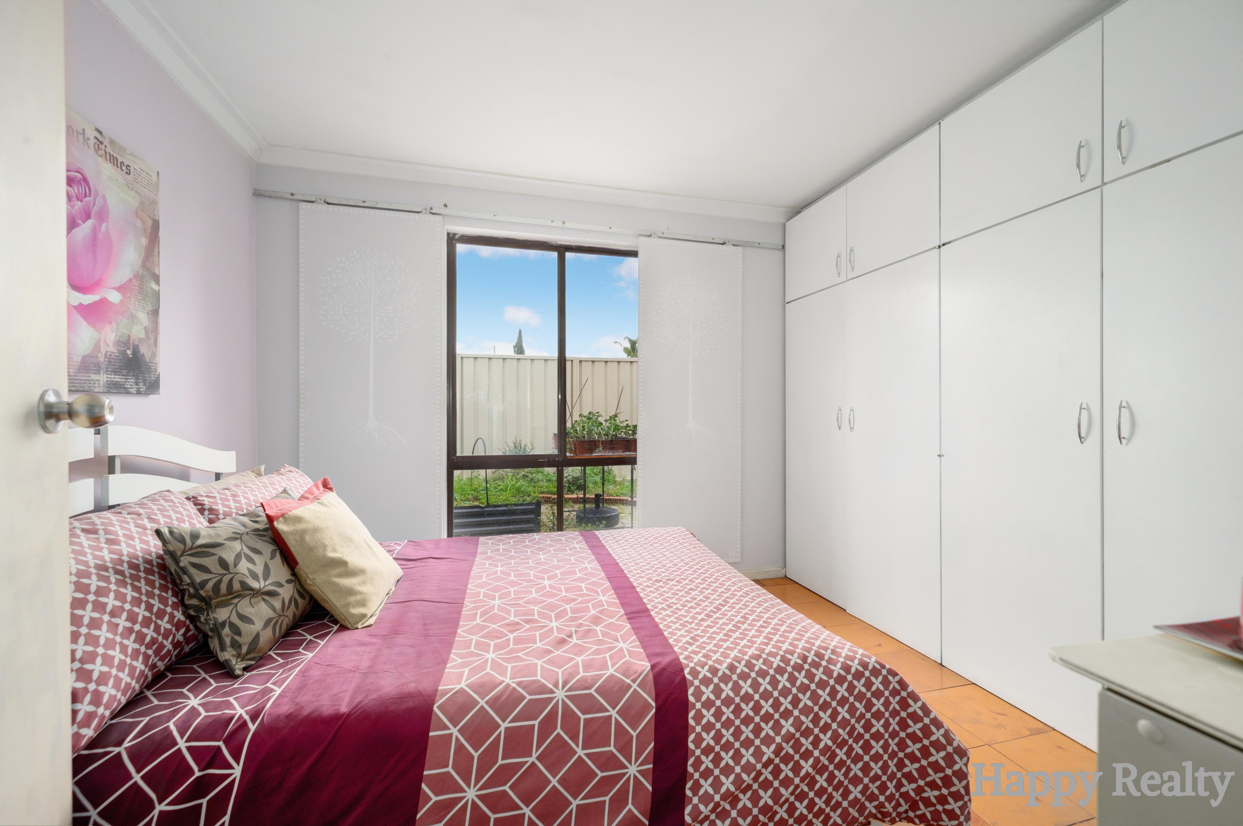 4 DENHAM WAY, Thornlie WA 6108 - Image 6