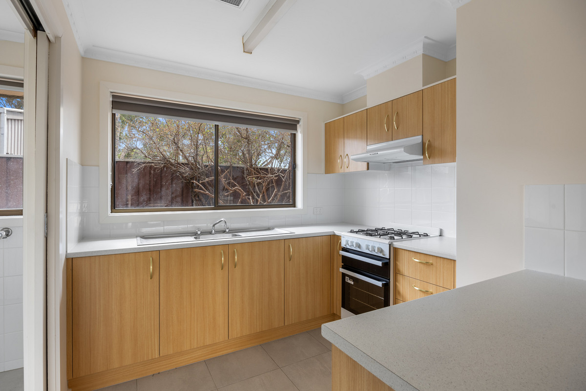 2-bedroom unit at 3/174 Coleraine Road, Hamilton, VIC 3300, Southern Grampians, Victoria