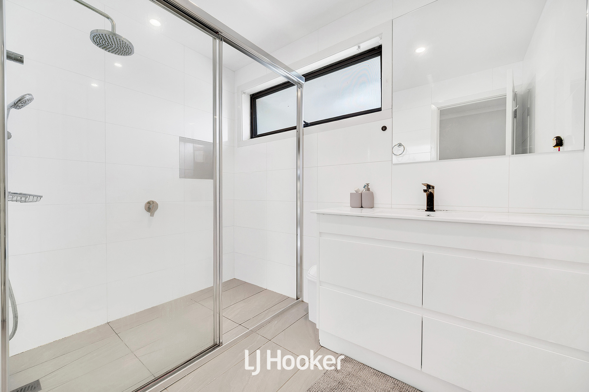 16 ANACONDA ROAD, Narre Warren VIC 3805 - Image 10