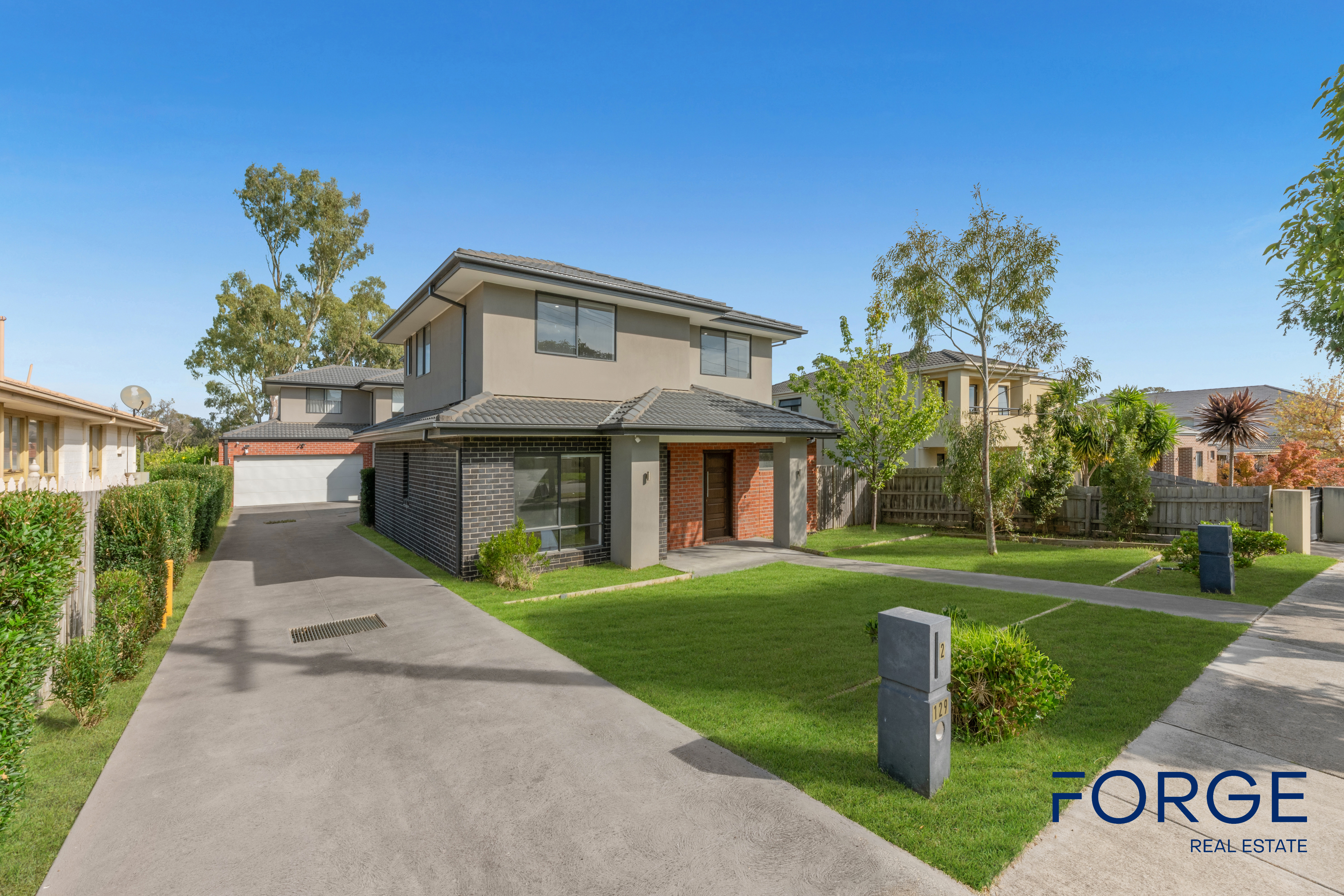 4-bedroom unit at UNIT 1 129 WINDELLA CRESCENT, Glen Waverley VIC 3150, Monash, Victoria