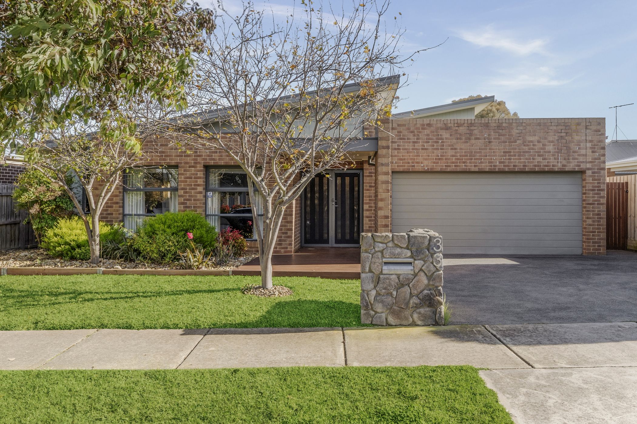 33 PENLEIGH CRESCENT, Ocean Grove VIC 3226 - Image 1