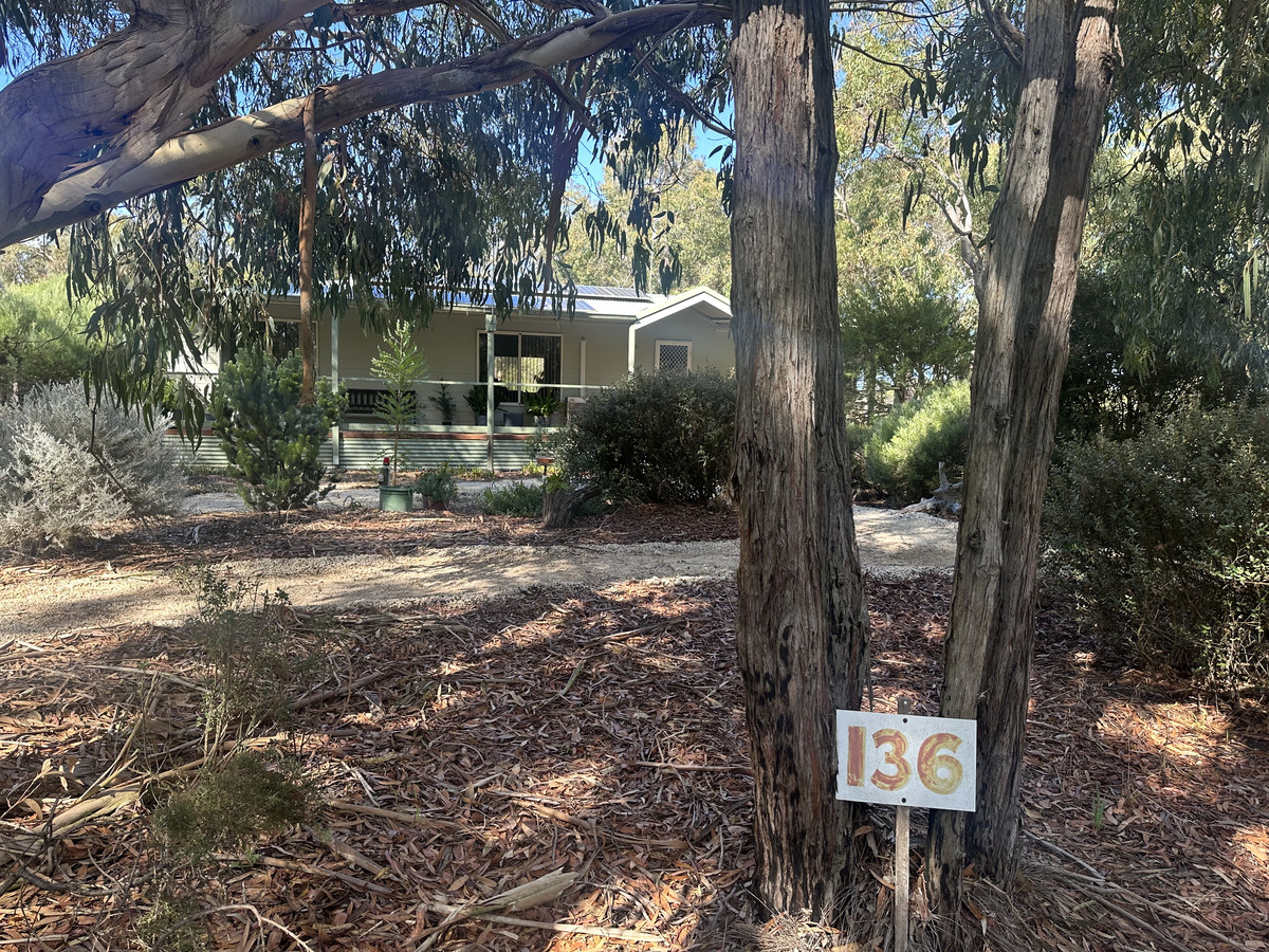 3-bedroom house at 2 First Avenue, Kendenup, Wa, 6323, Plantagenet, Western Australia