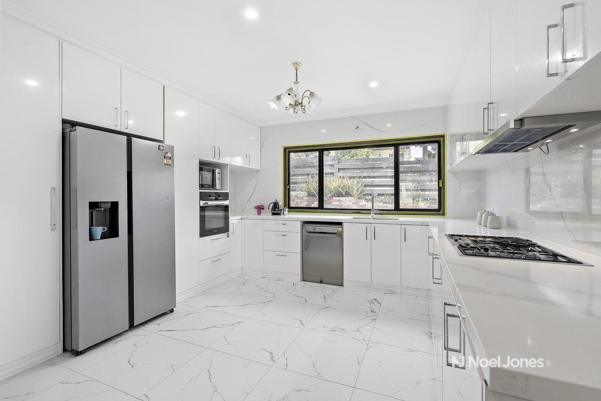 14 Beaufort Street, Mitcham, VIC 3132 - Image 2