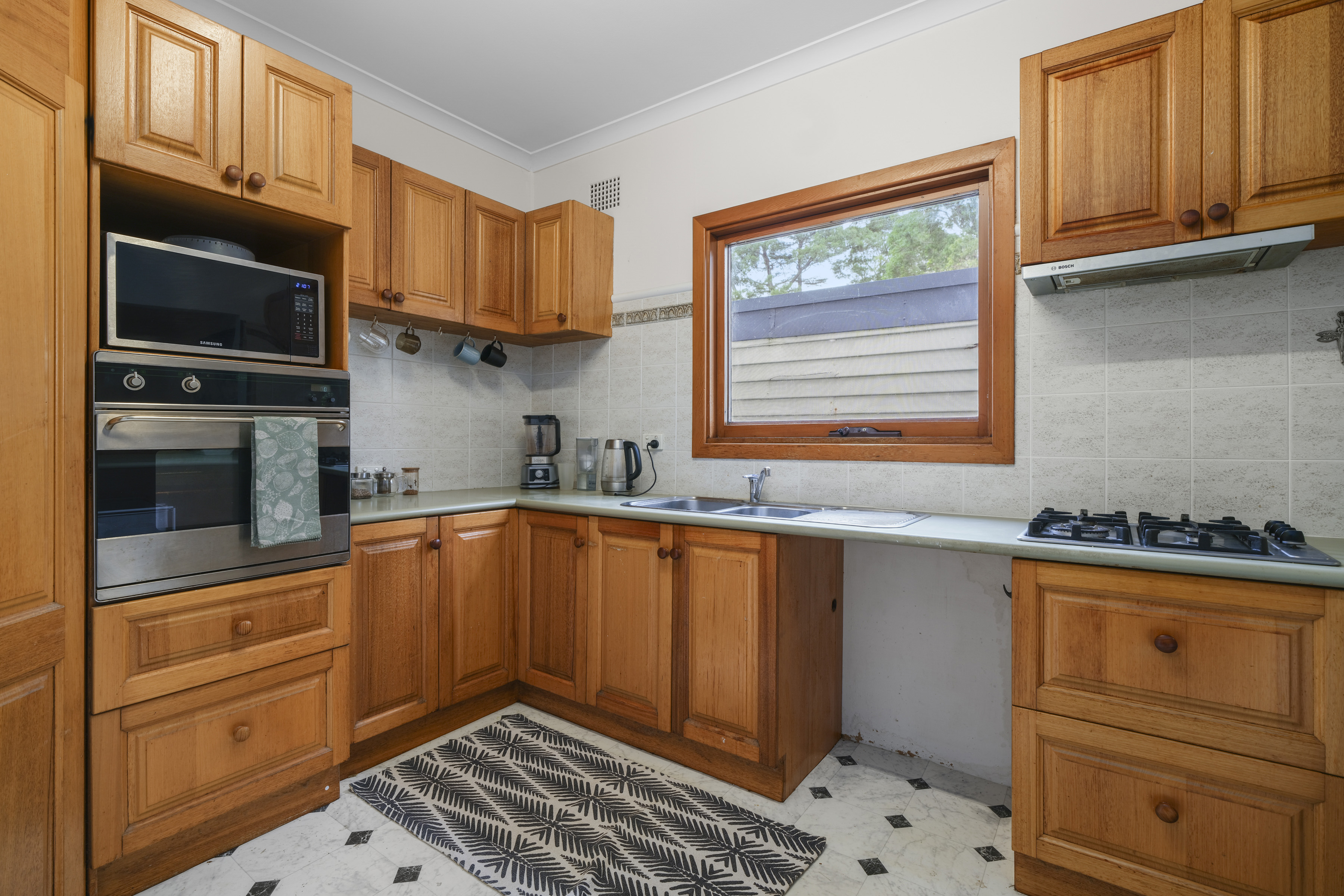 31 VICTORIA CRESCENT, New Lambton Heights NSW 2305 - Image 9