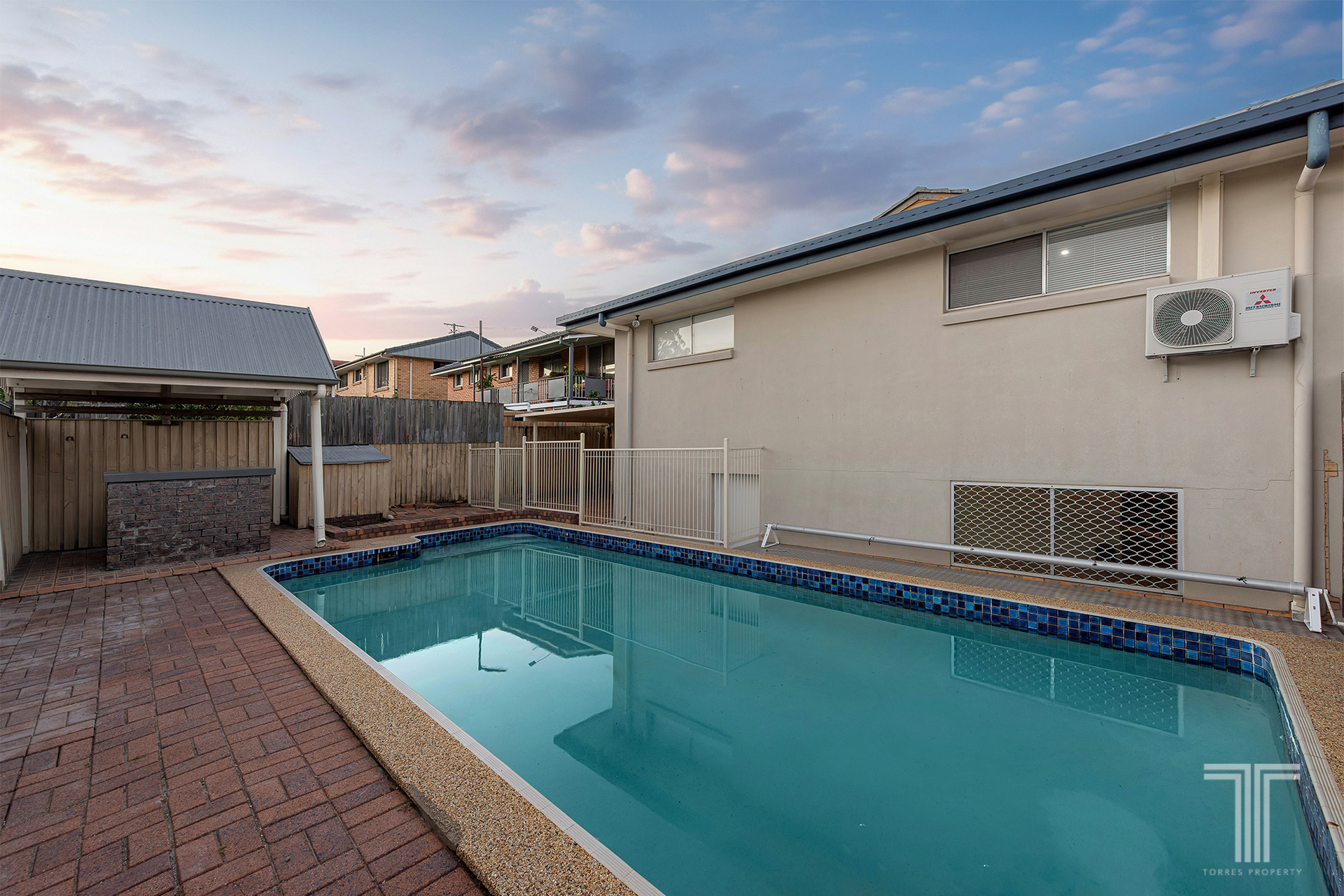 2 Dirkala Street, Mansfield, QLD 4122 - Image 8