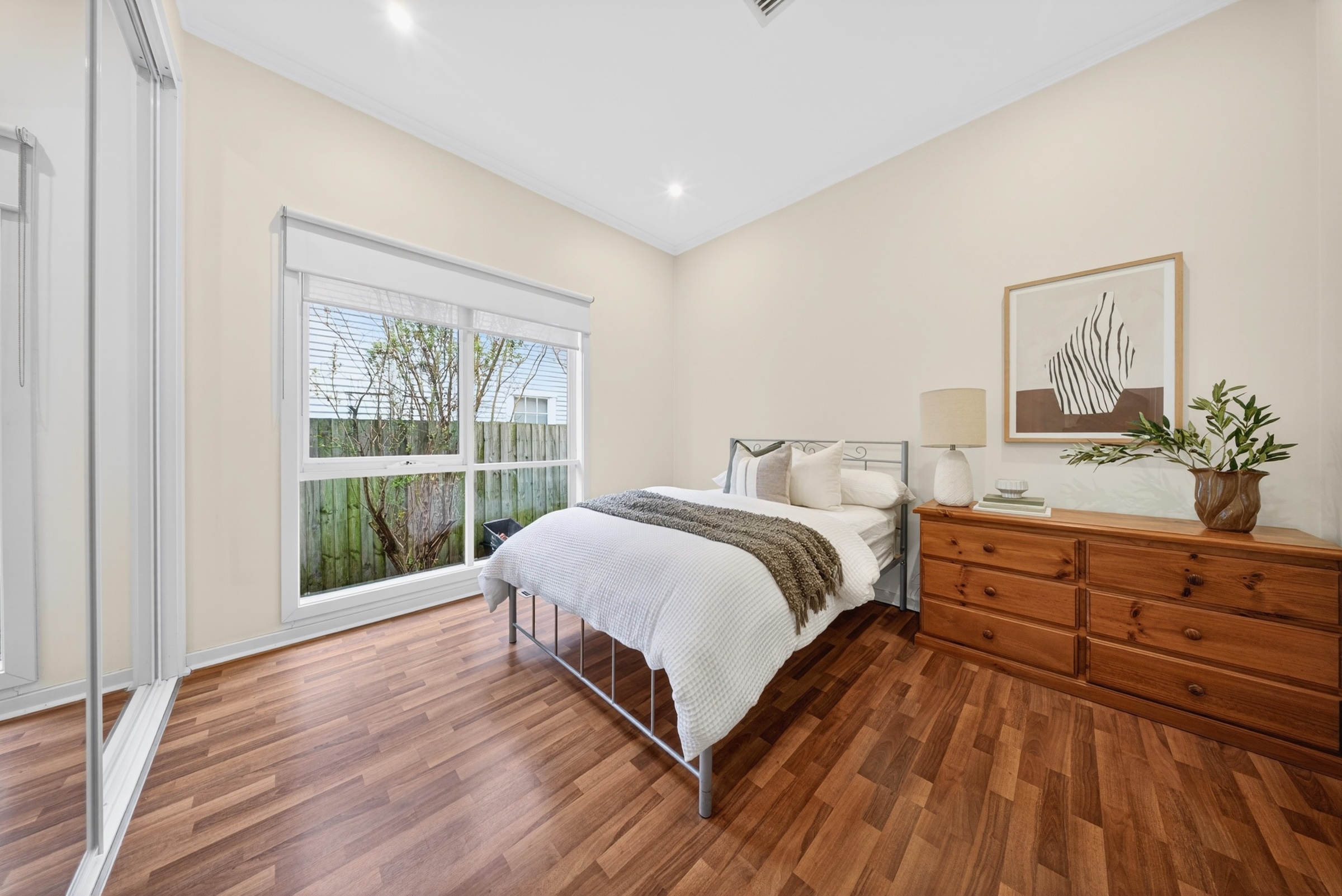 5-bedroom house at 31 Tamar Grove, Oakleigh, VIC 3166, Monash, Victoria