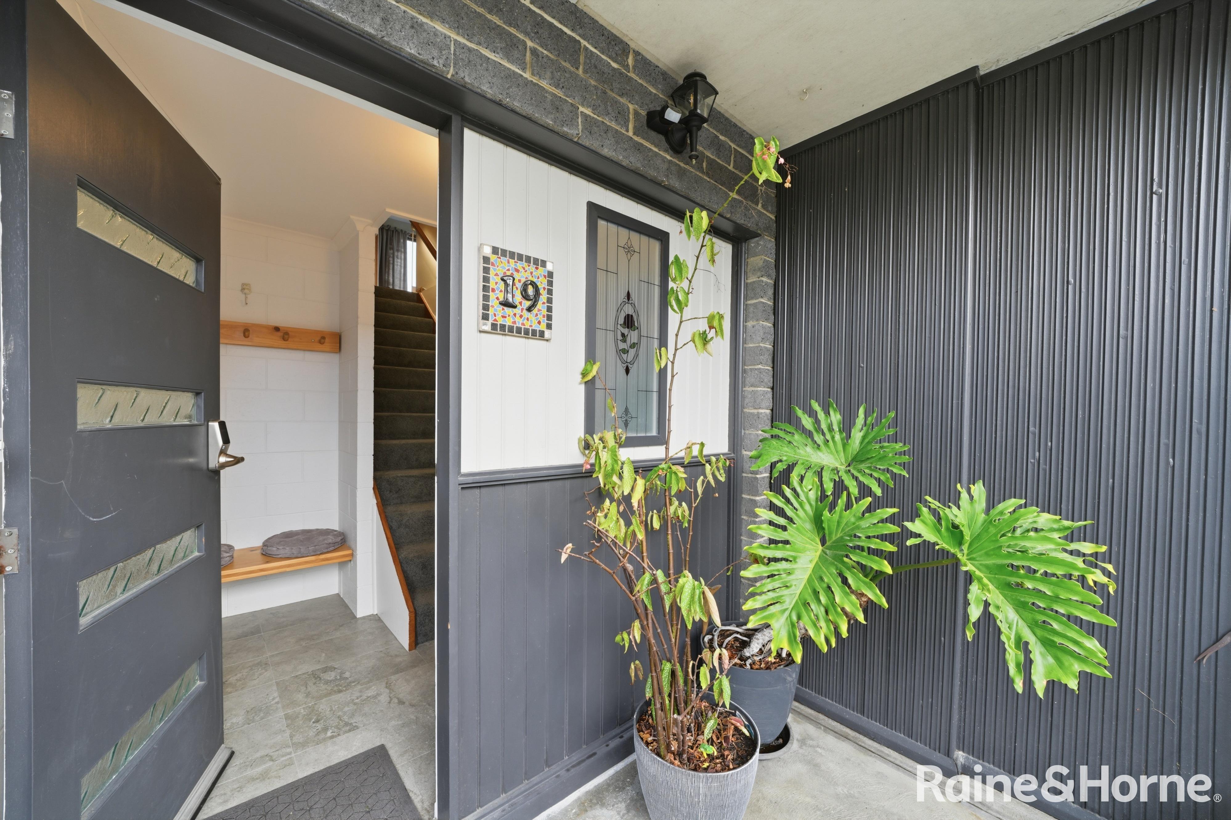 19 Redwood Road, Kingston, TAS 7050 - Image 2